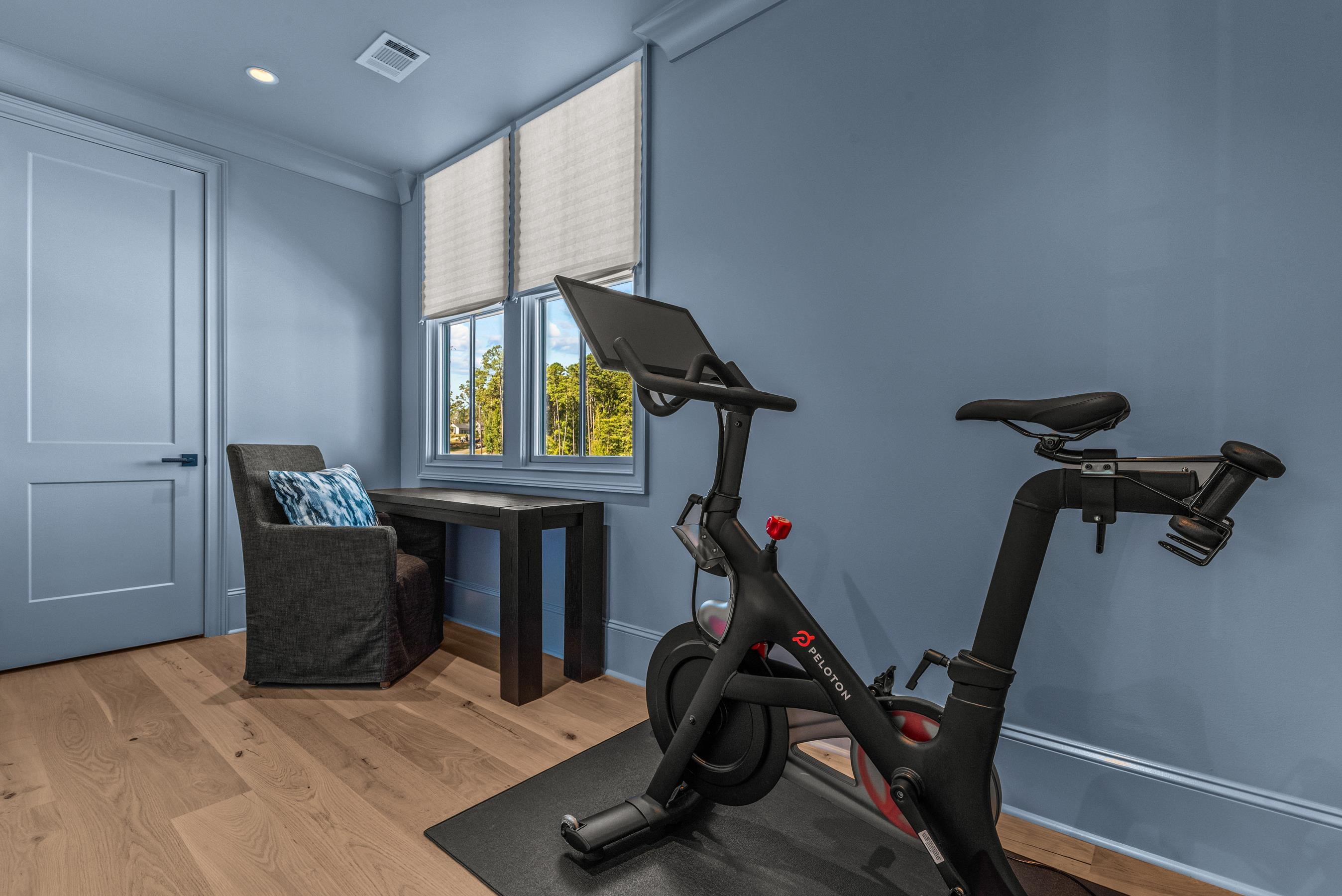 1011 WEST ROCK LOOP
