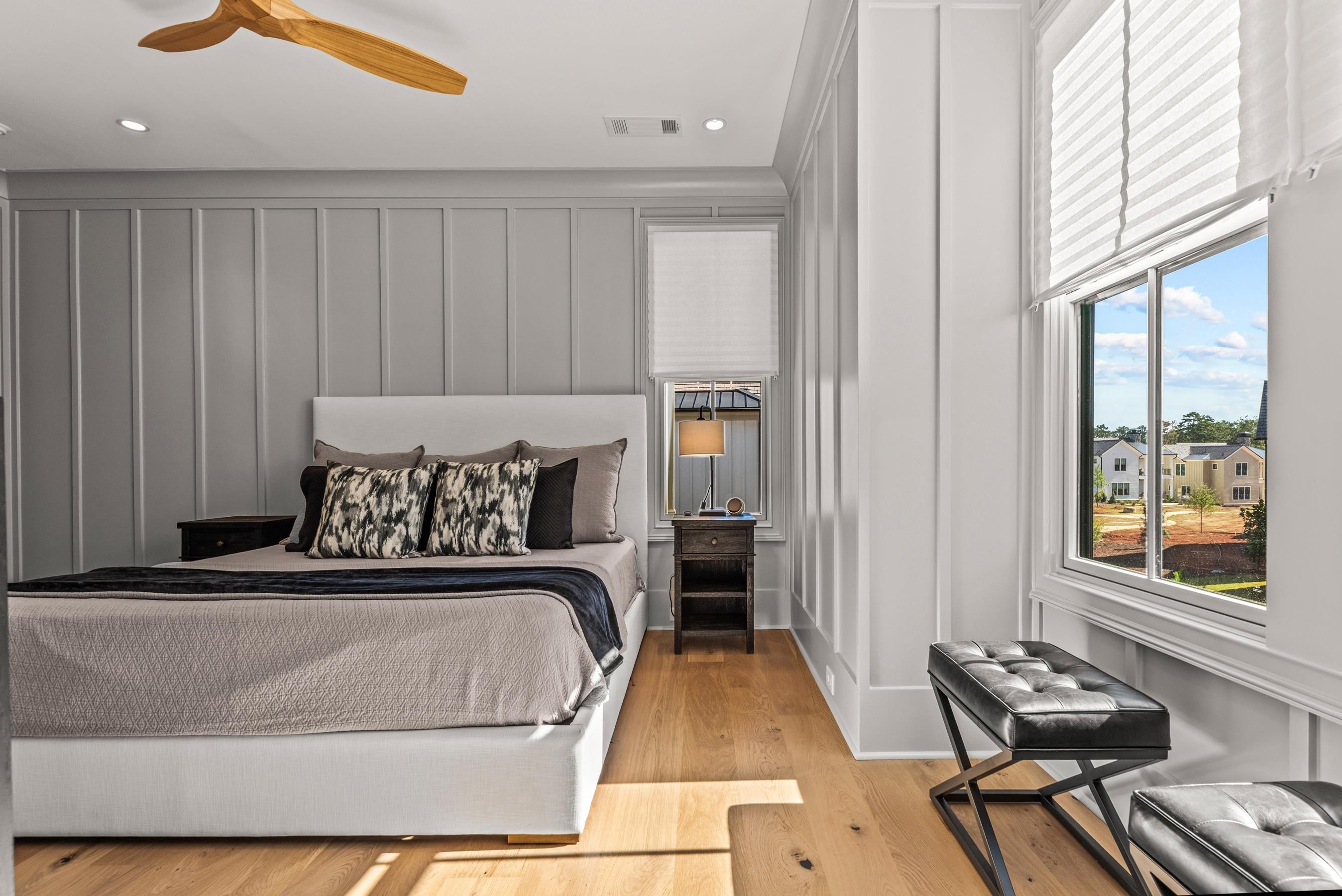 1011 WEST ROCK LOOP