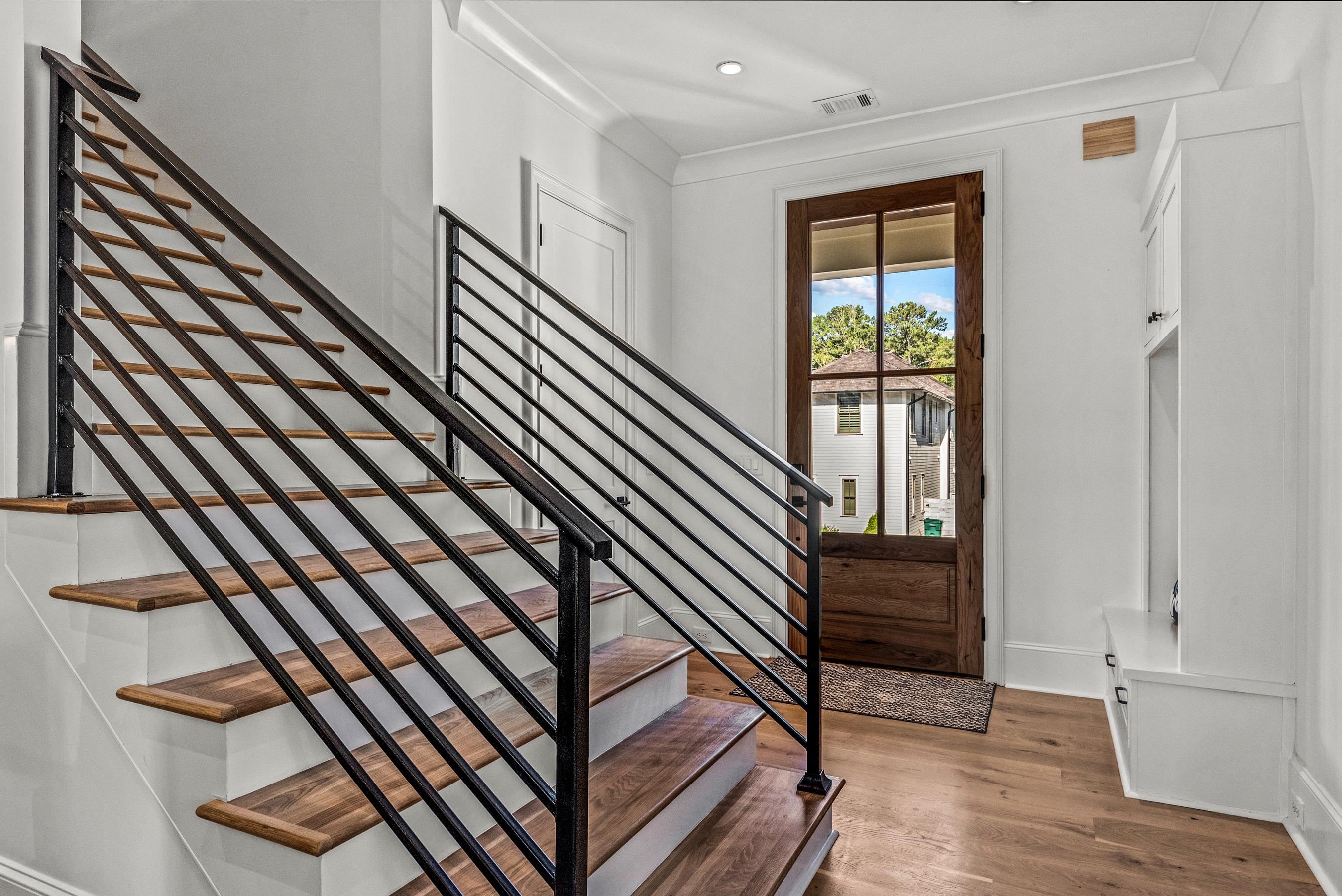 1011 WEST ROCK LOOP