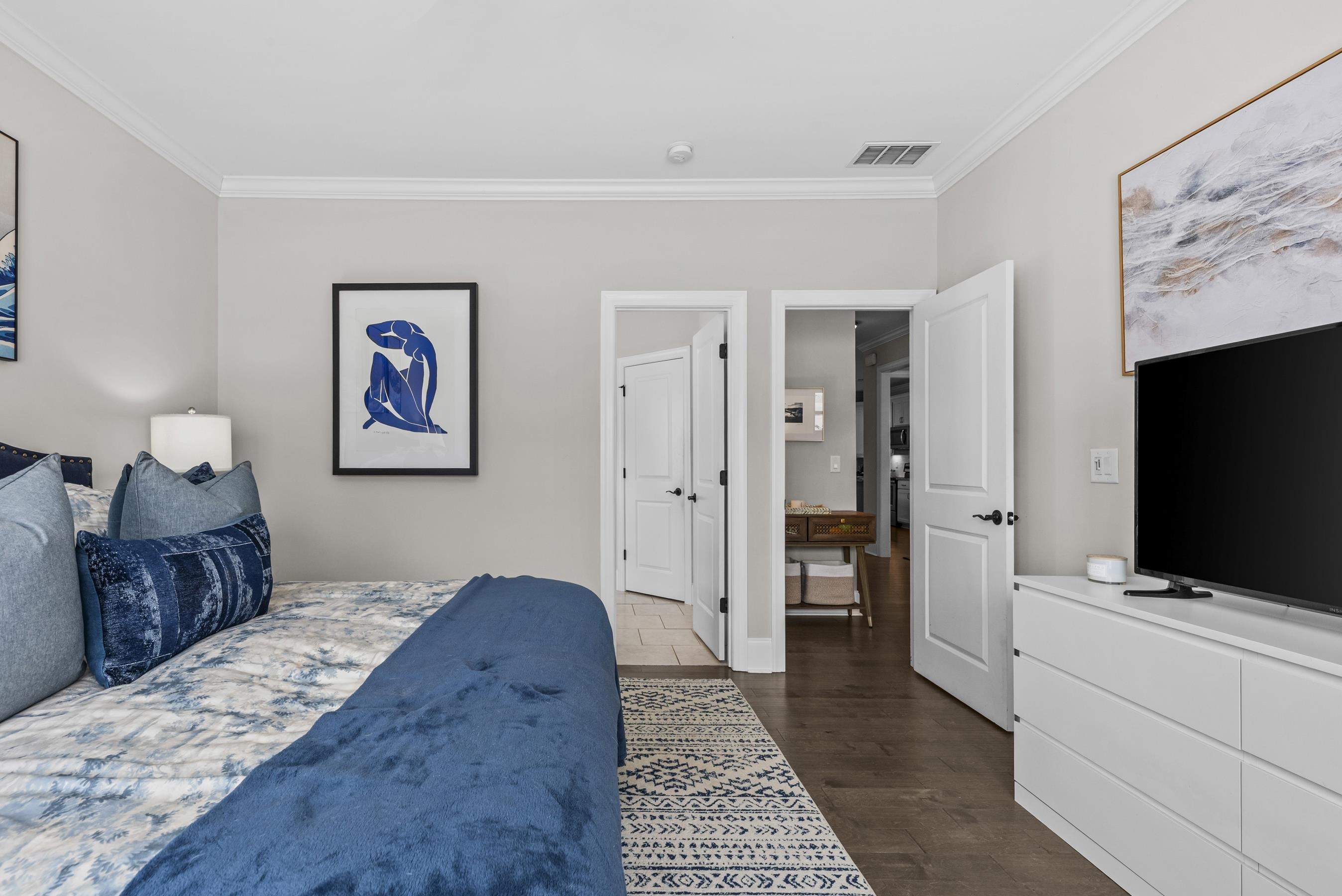 1021 SADDLERS WAY