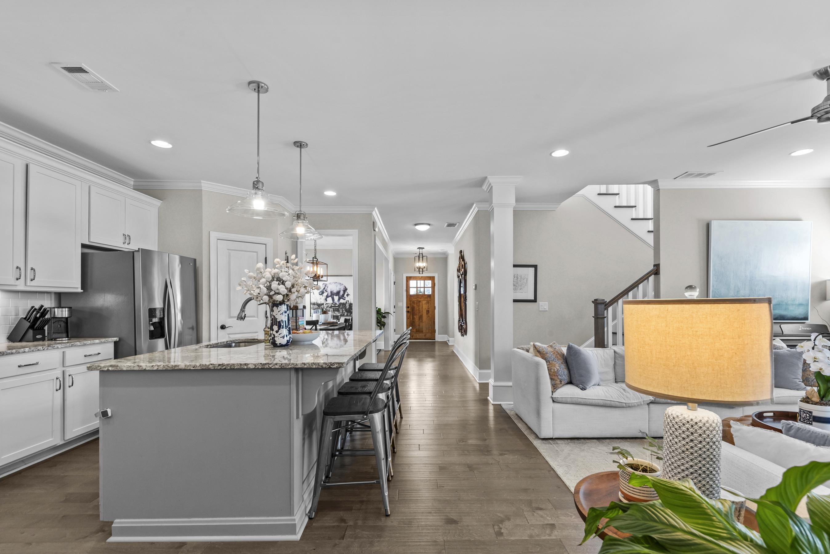 1021 SADDLERS WAY