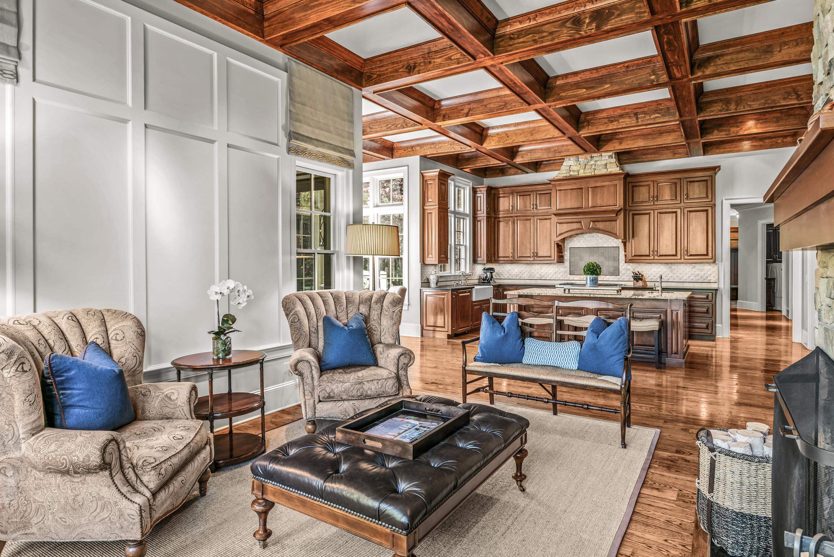 2030 LINGER LONGER DRIVE