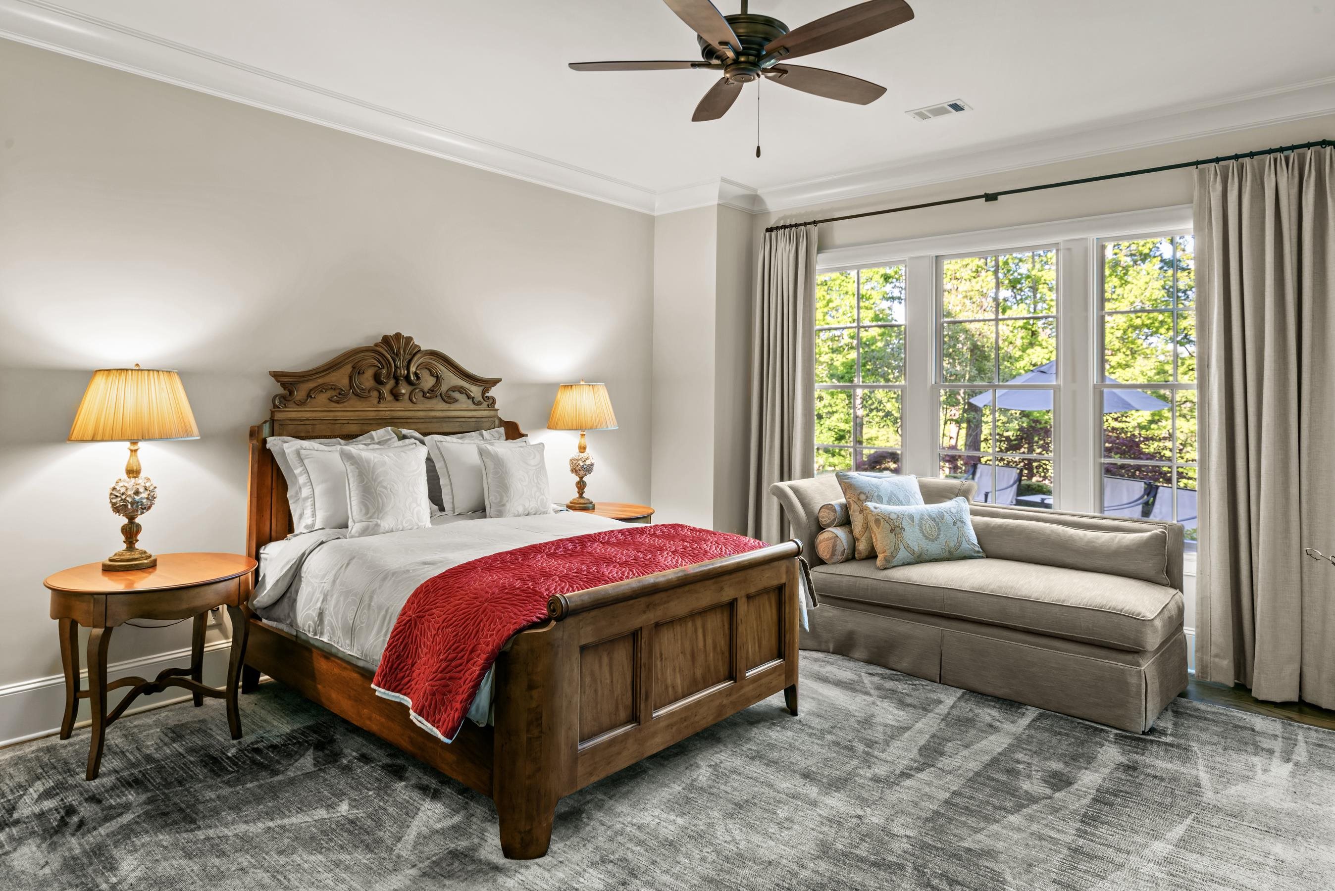 2030 LINGER LONGER DRIVE