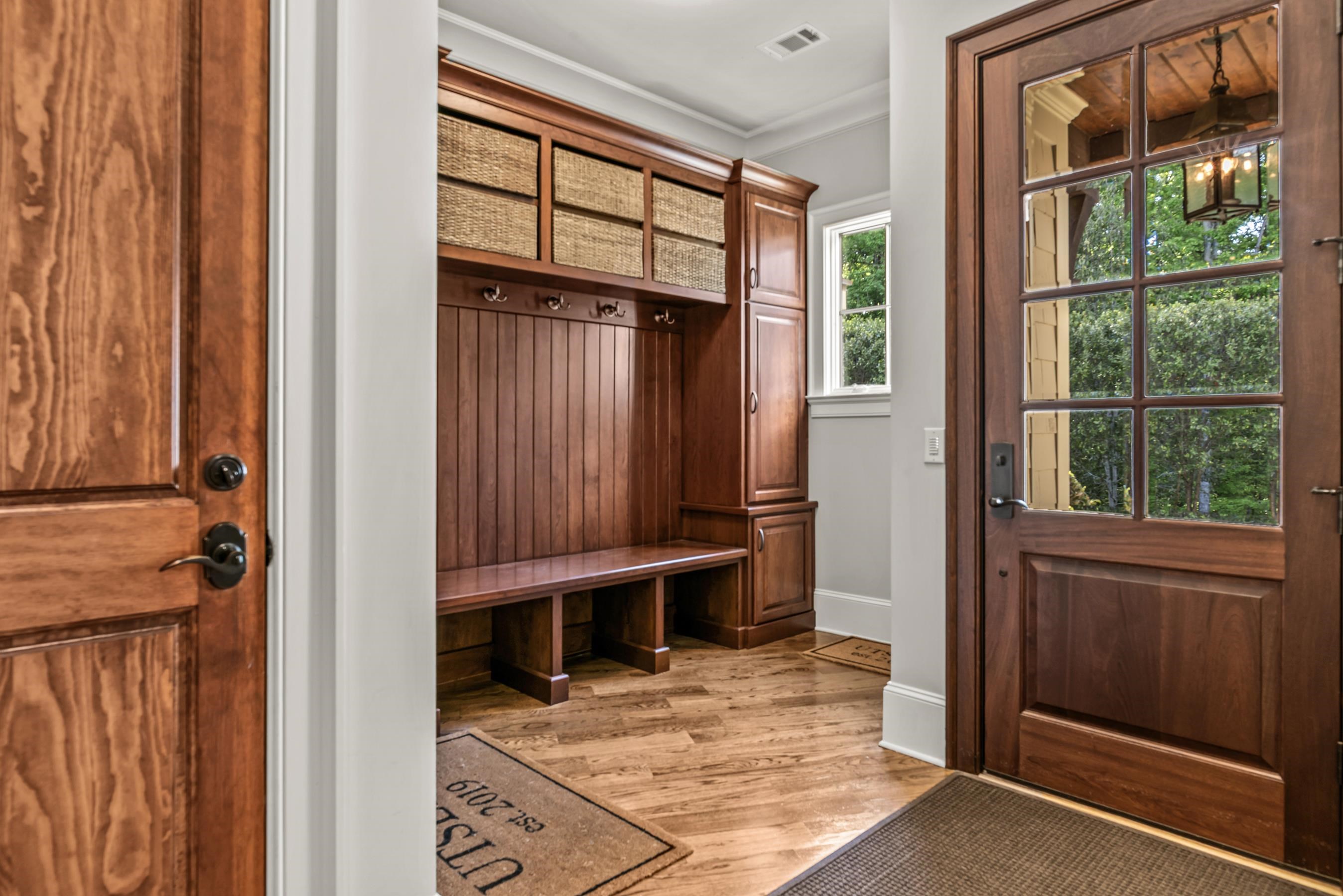 2030 LINGER LONGER DRIVE