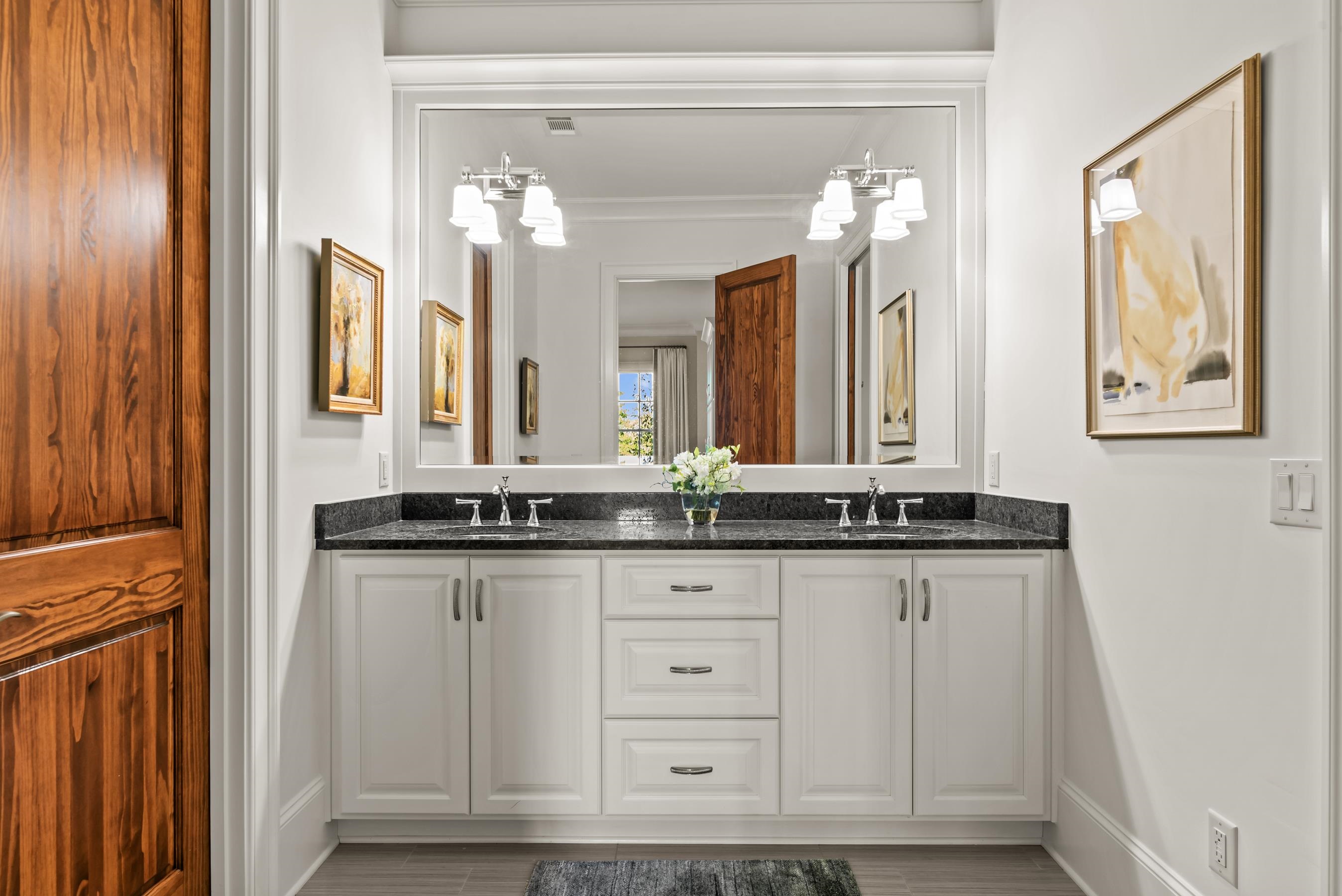 2030 LINGER LONGER DRIVE