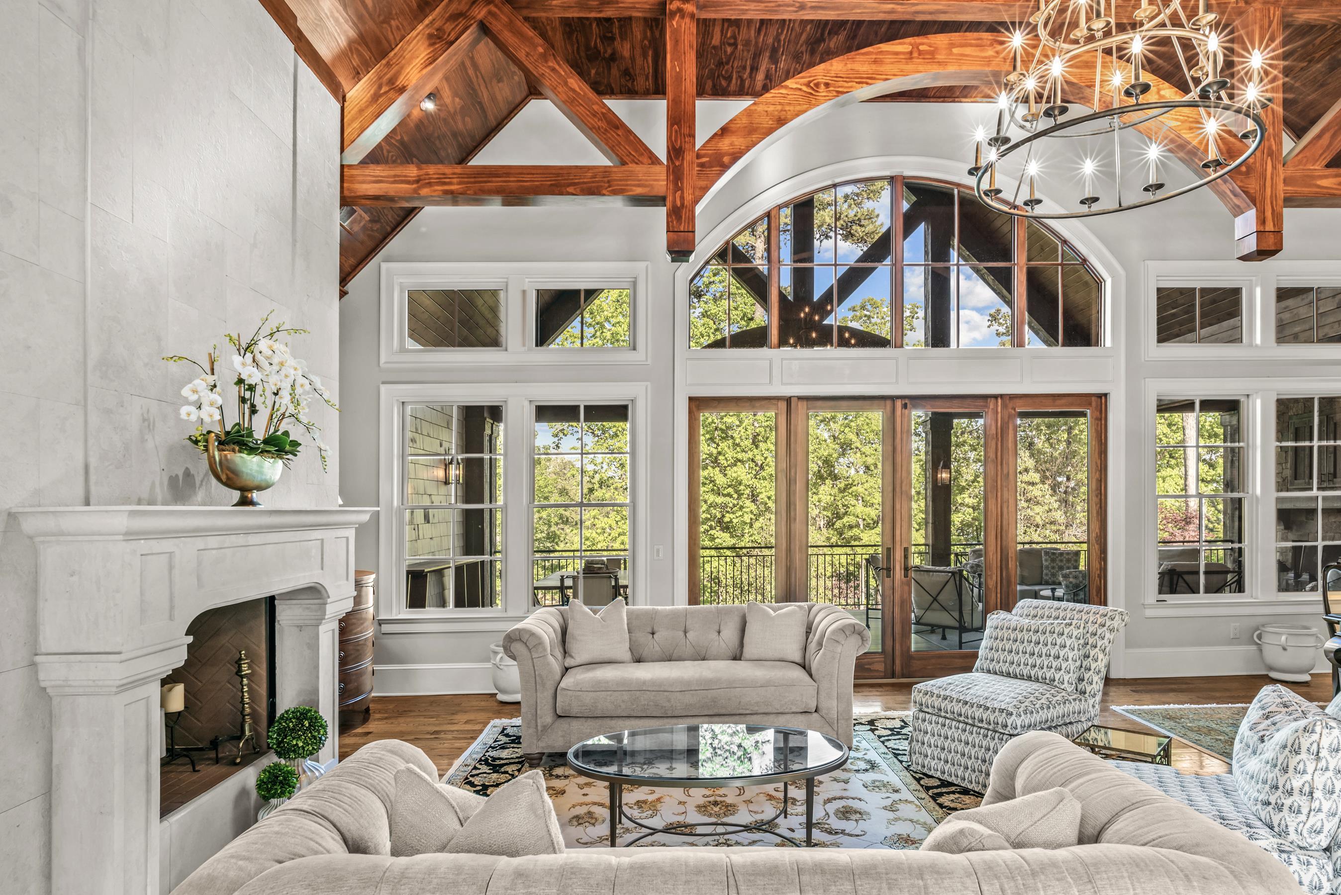 2030 LINGER LONGER DRIVE