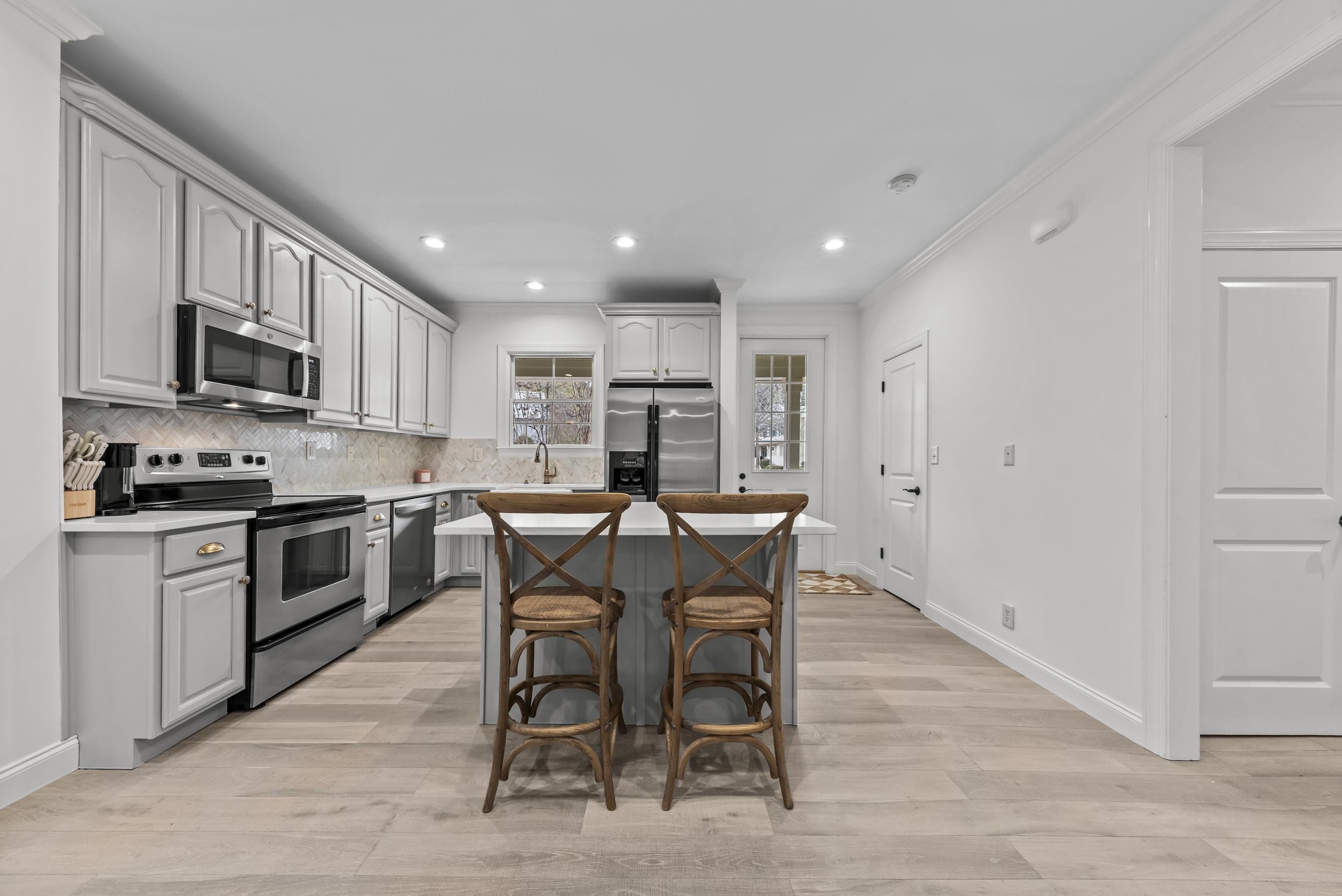 1140 STARBOARD DRIVE