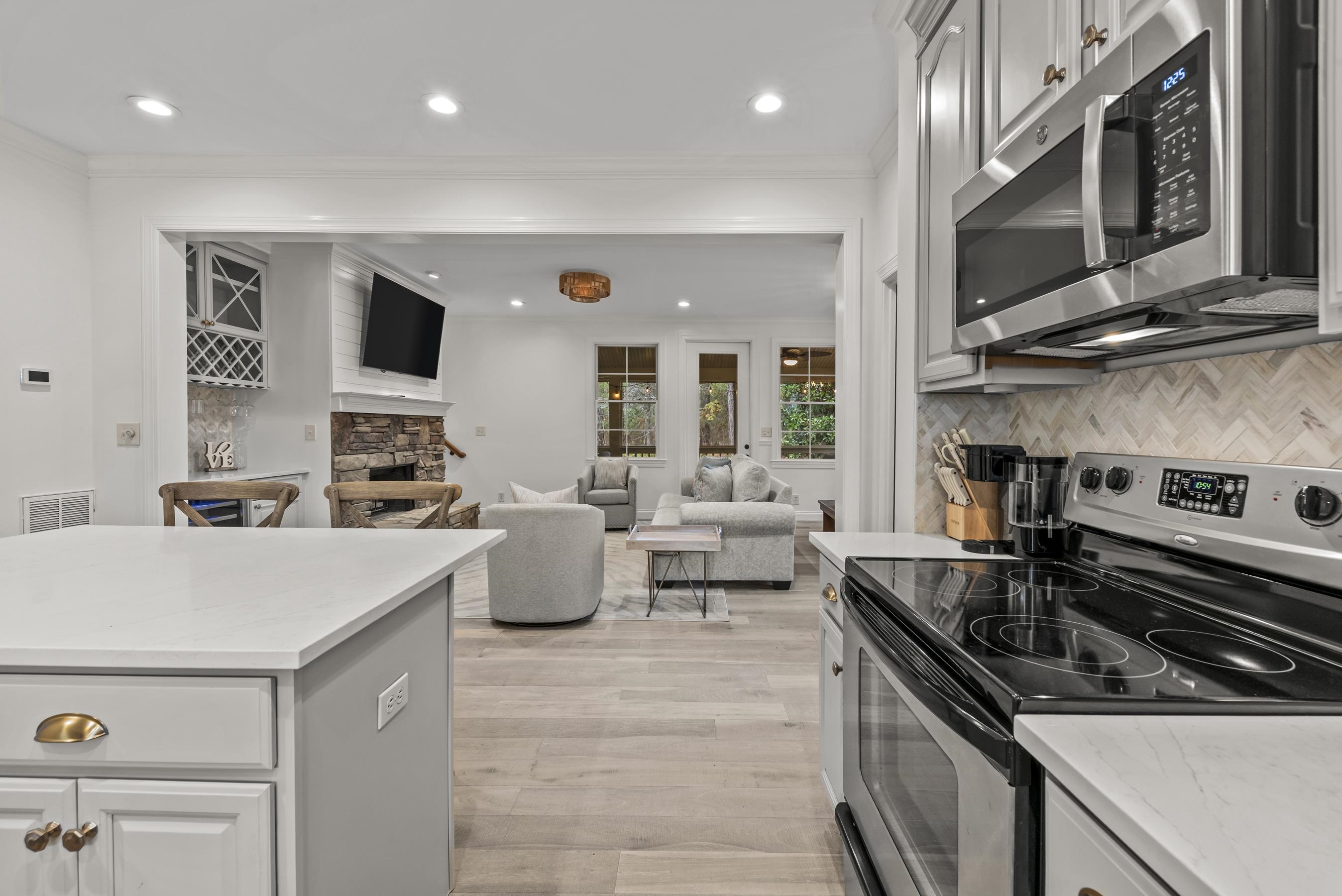 1140 STARBOARD DRIVE