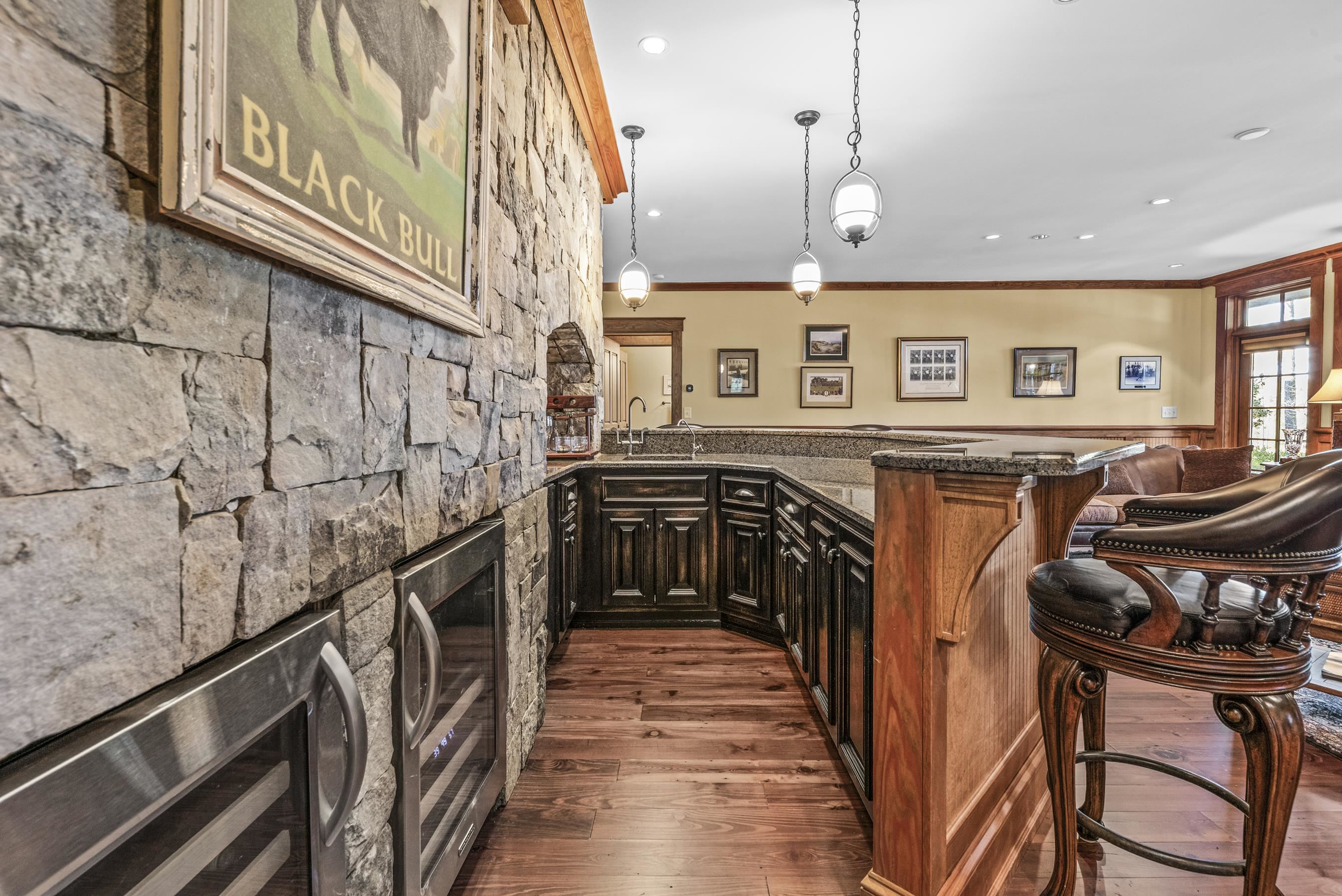 1230 COTTAGE LANE EAST