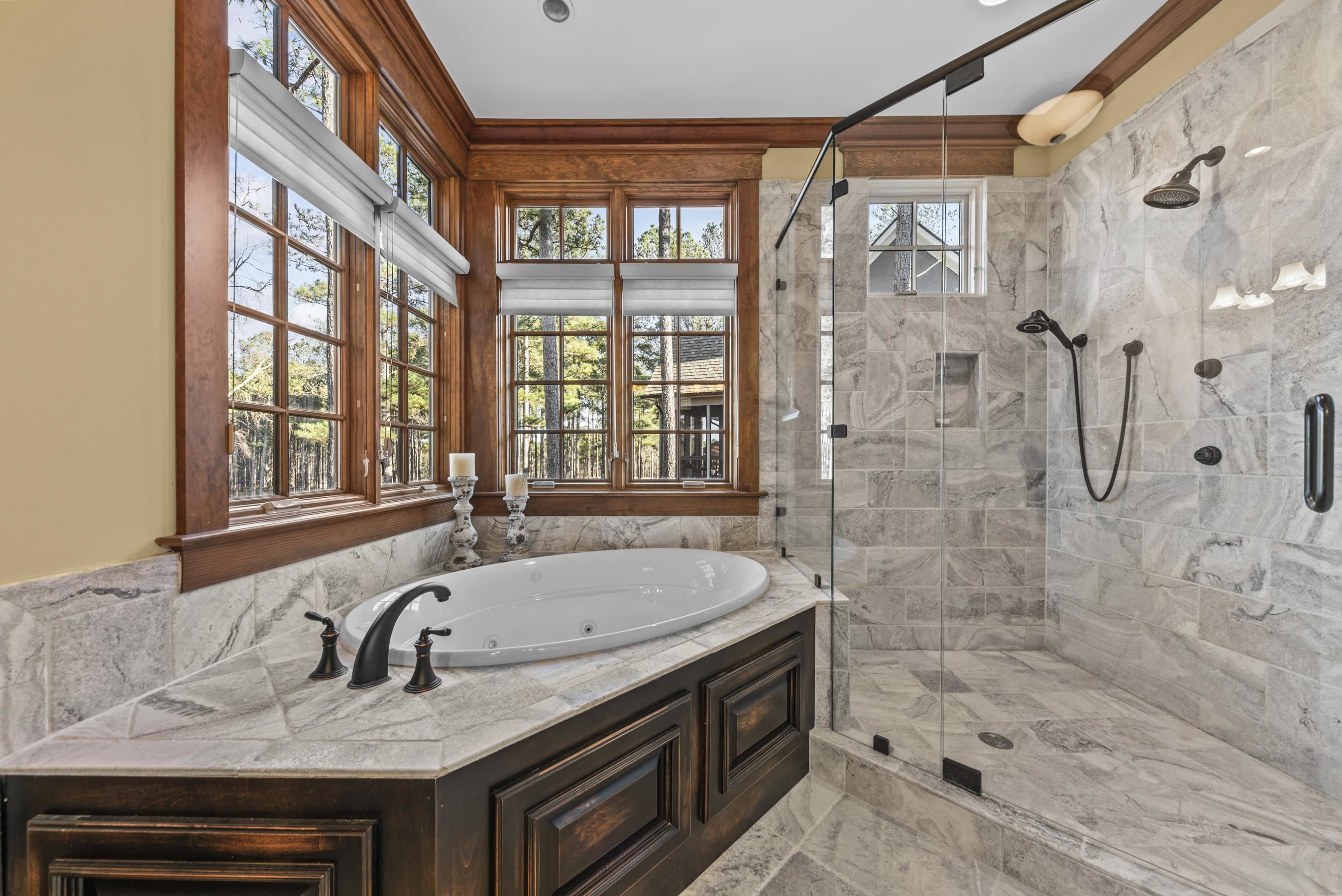 1230 COTTAGE LANE EAST