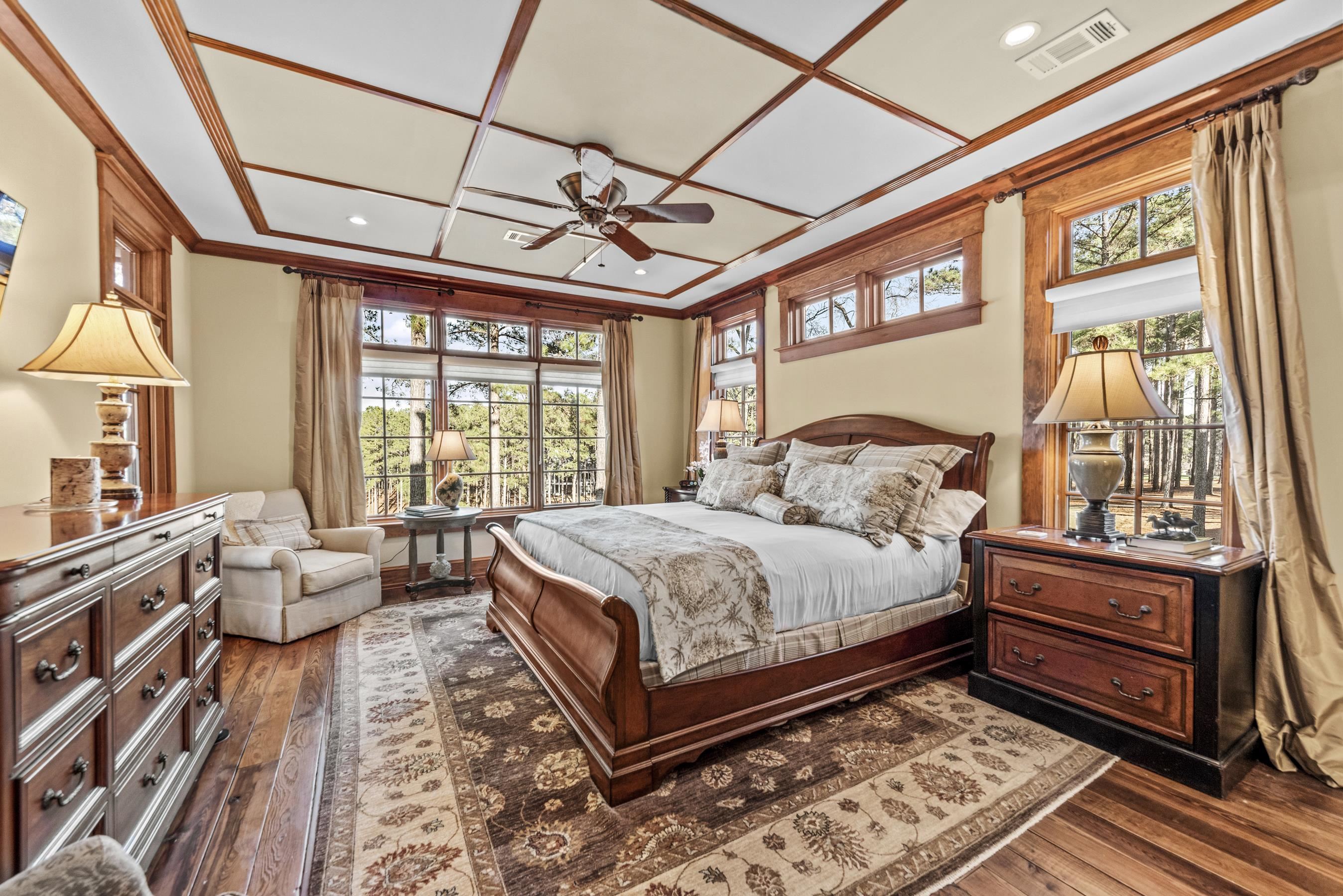 1230 COTTAGE LANE EAST