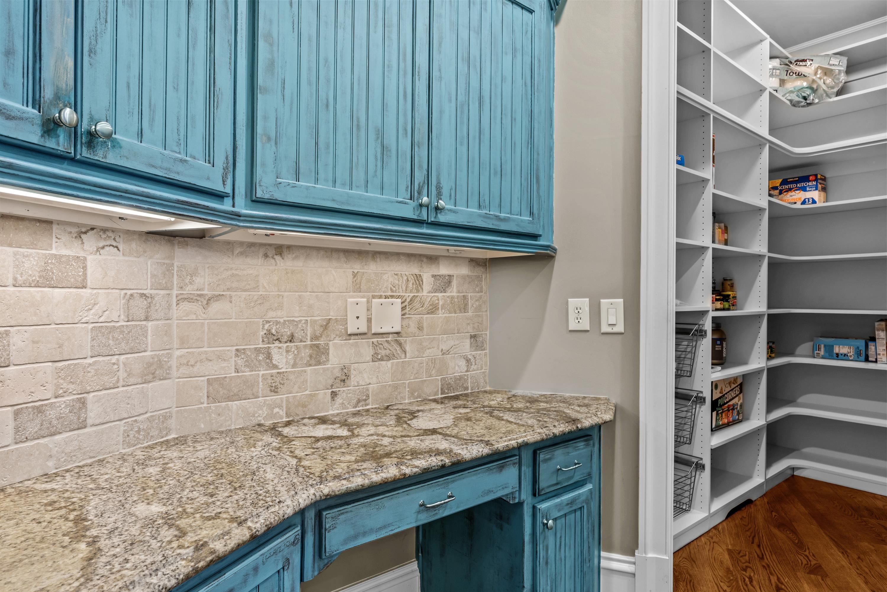 1030 RIDGE GROVE COURT