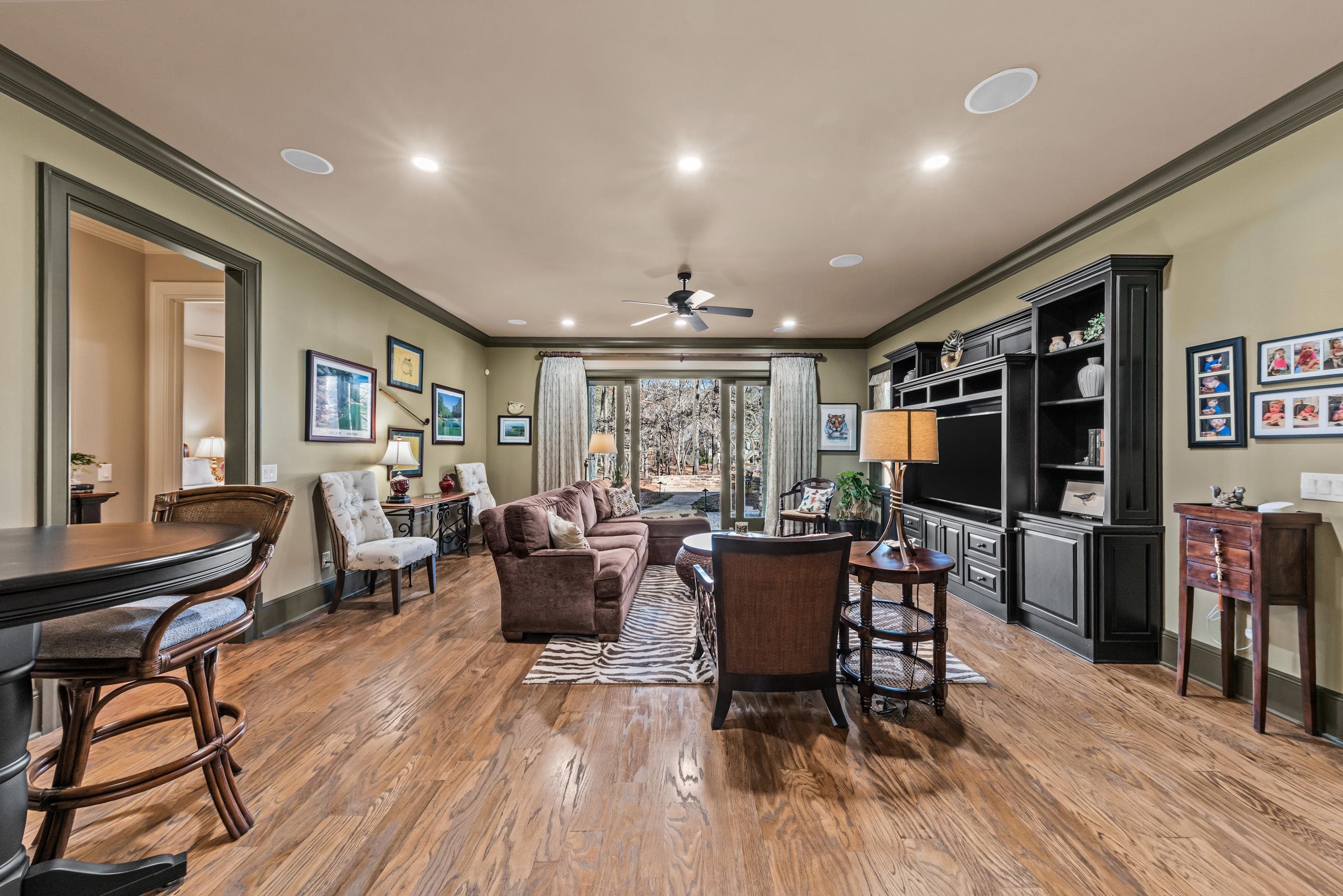 141 BROADLANDS DRIVE