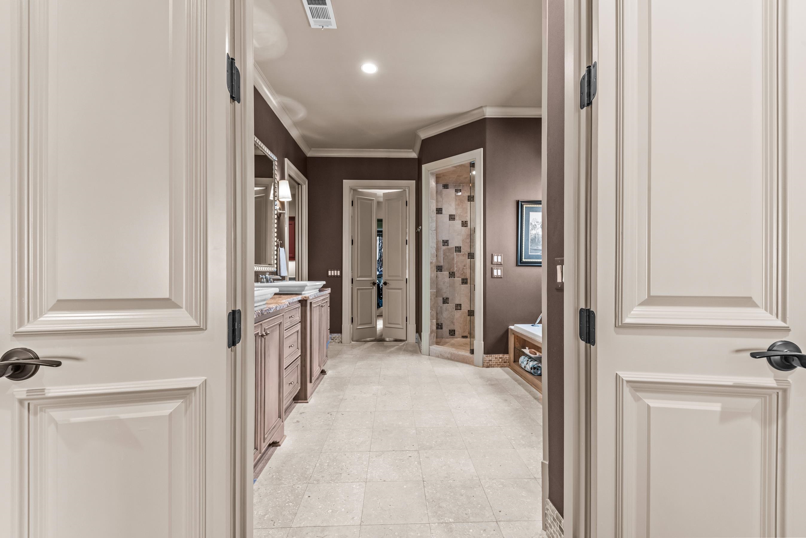 141 BROADLANDS DRIVE