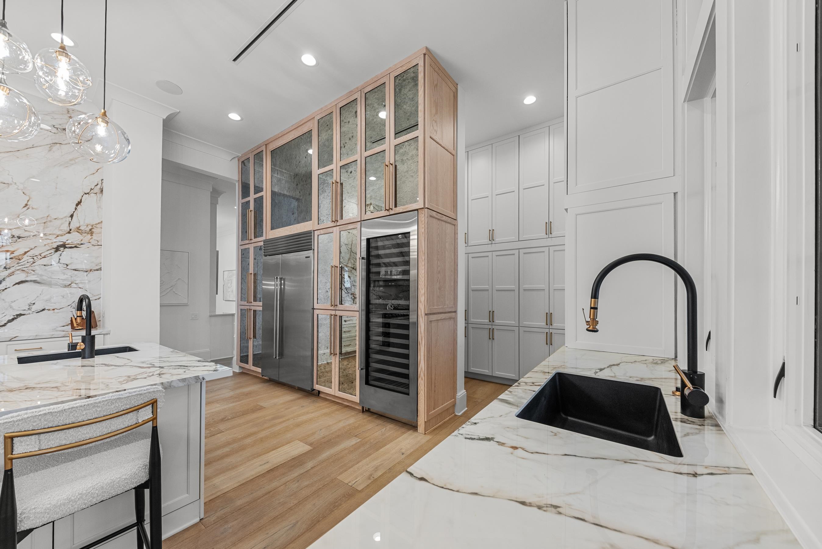 1180 BROADPOINT DRIVE