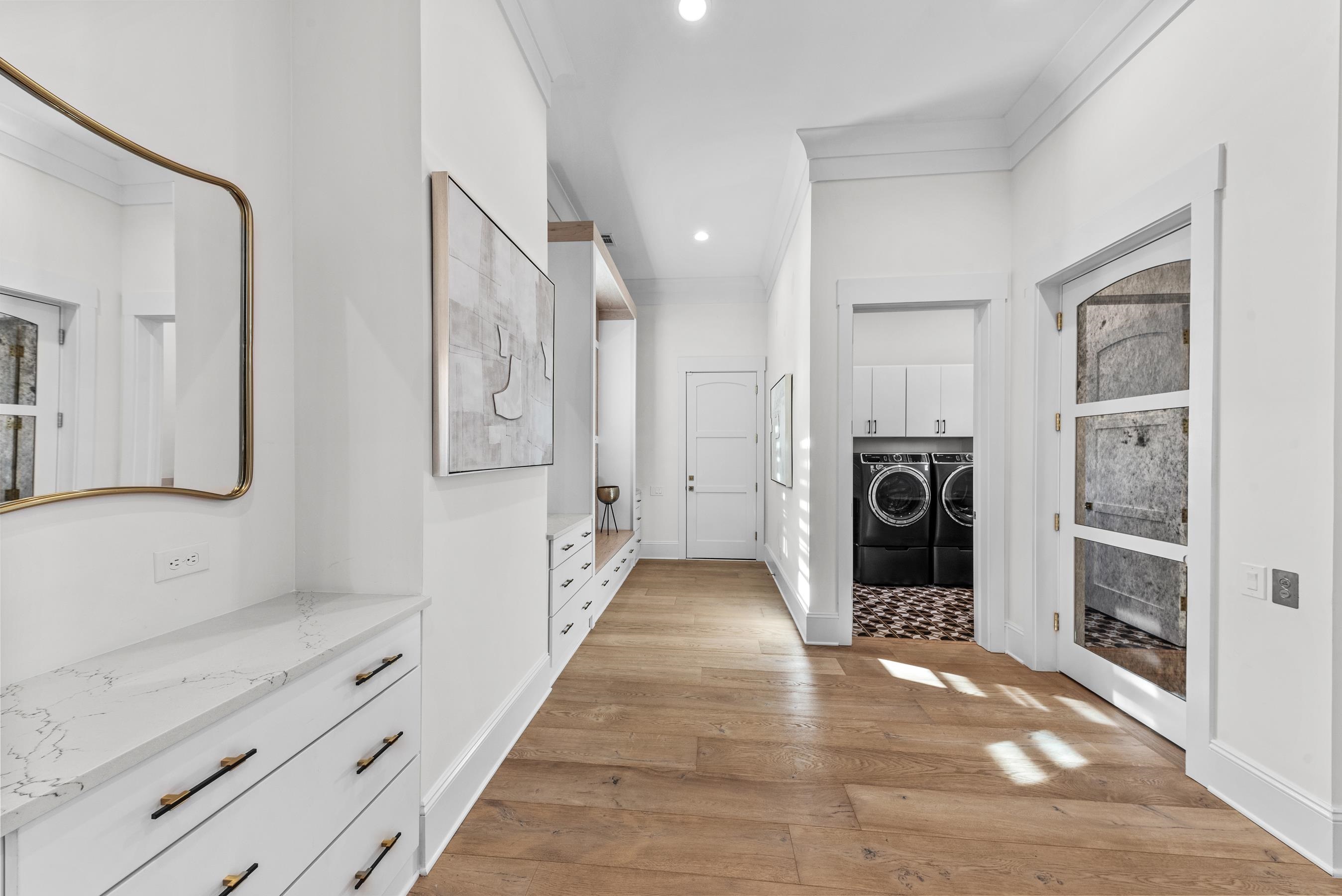 1180 BROADPOINT DRIVE