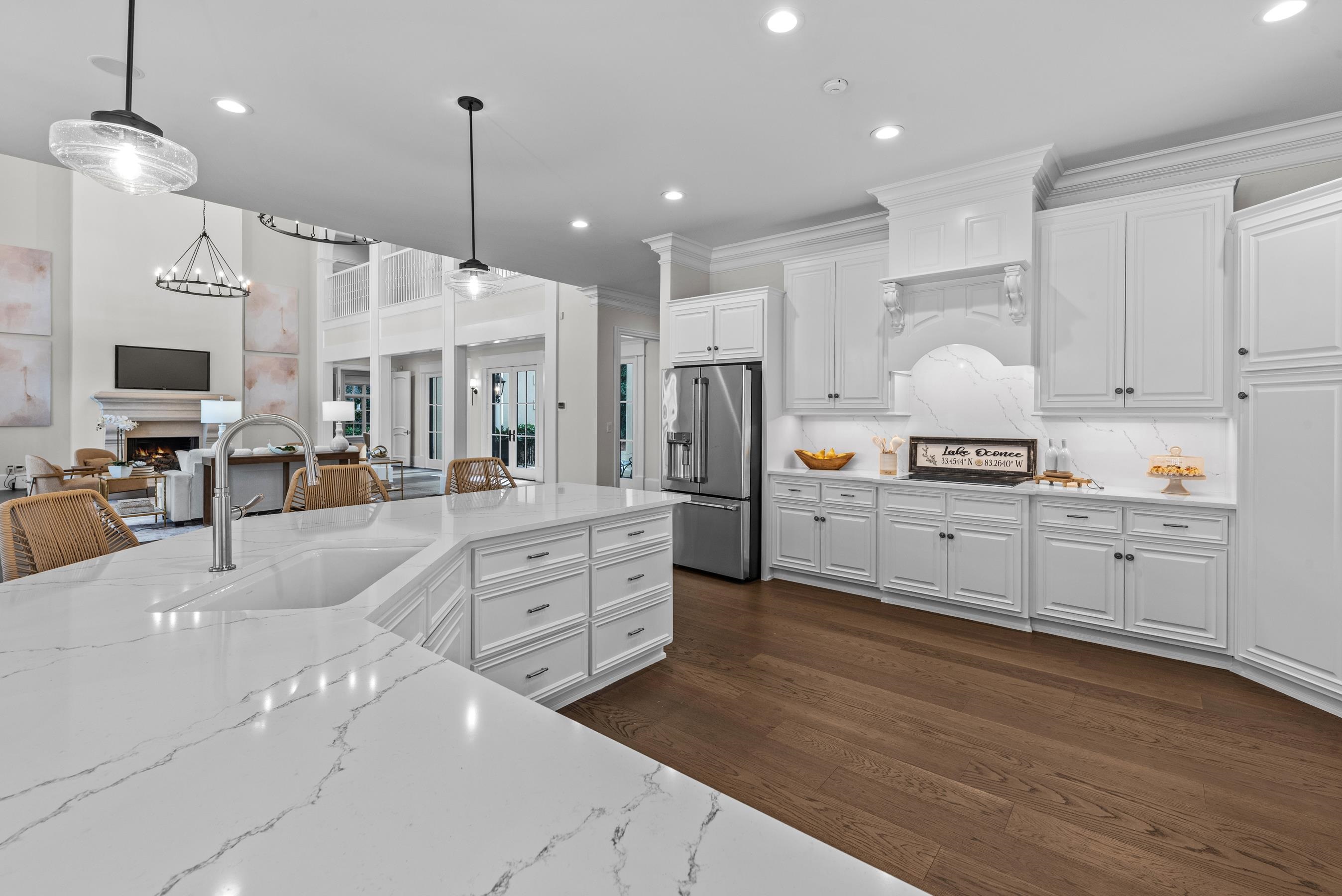 1070 PROSPERITY POINTE