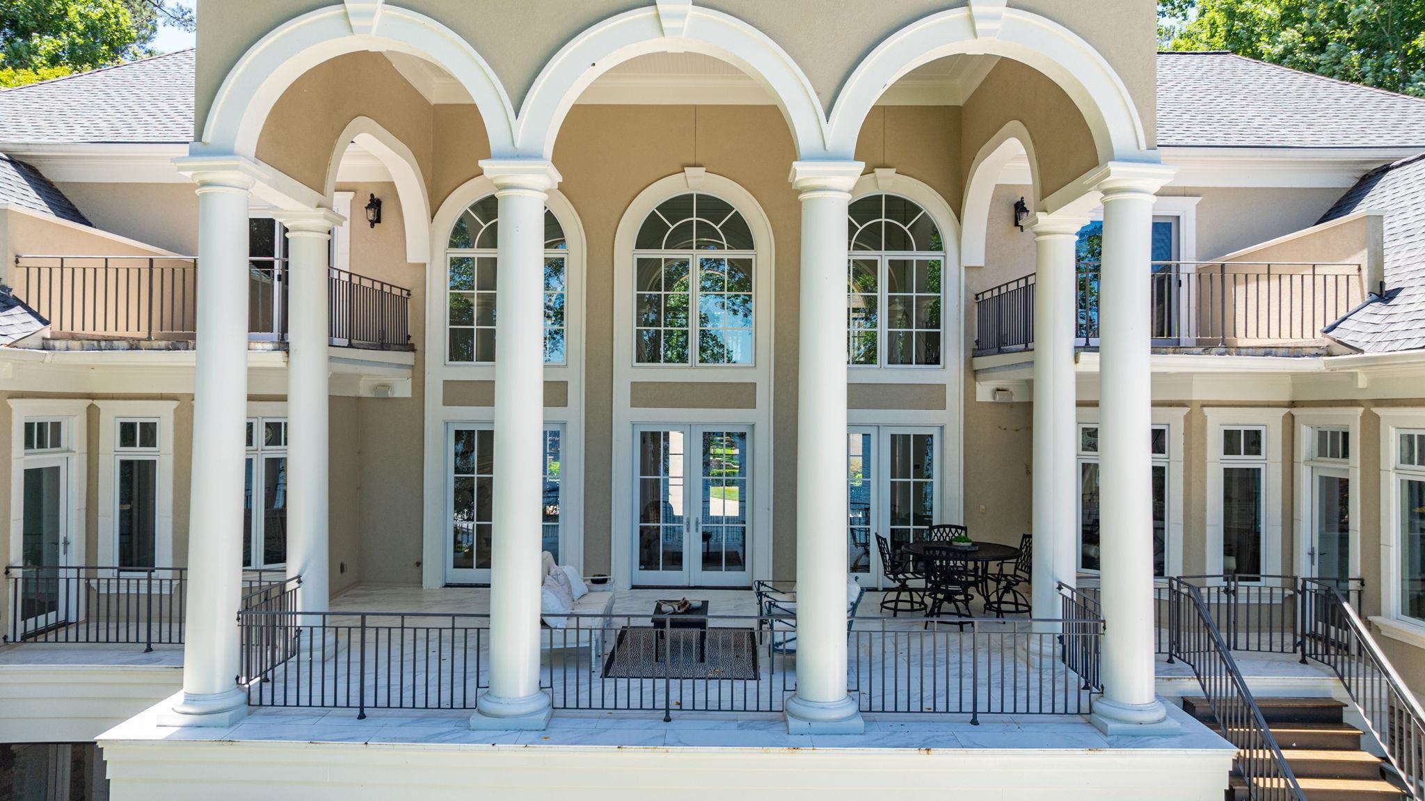 1070 PROSPERITY POINTE