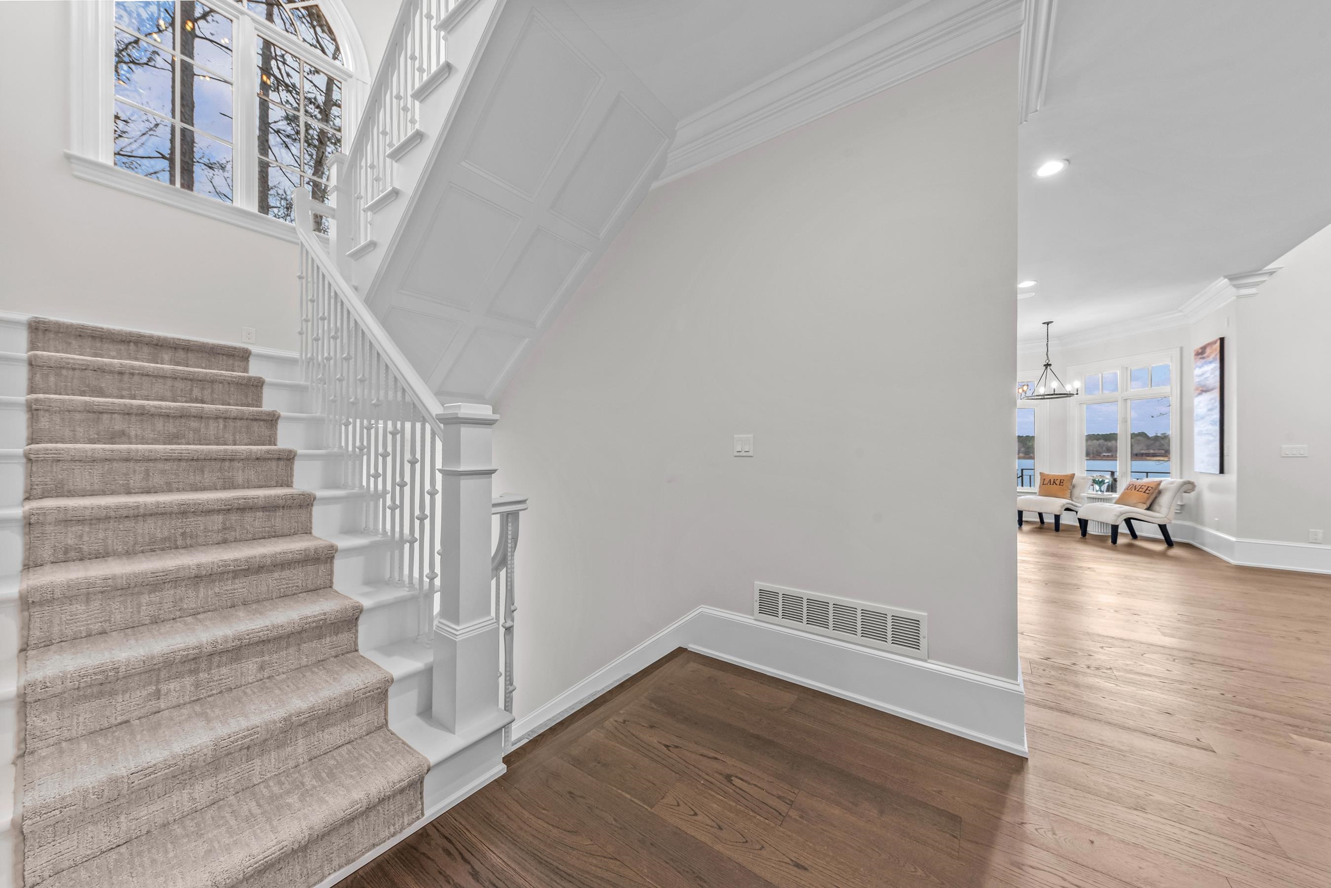 1070 PROSPERITY POINTE