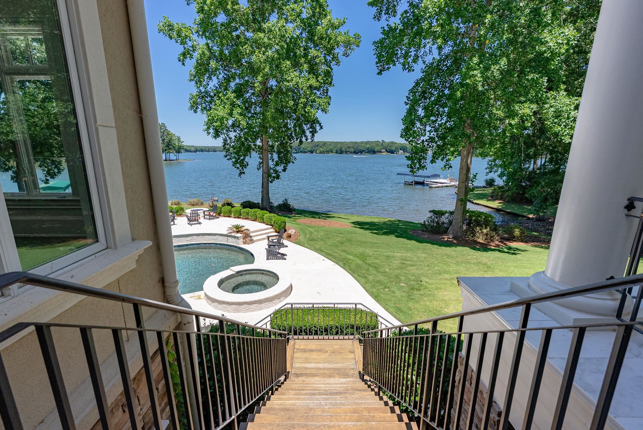 1070 PROSPERITY POINTE