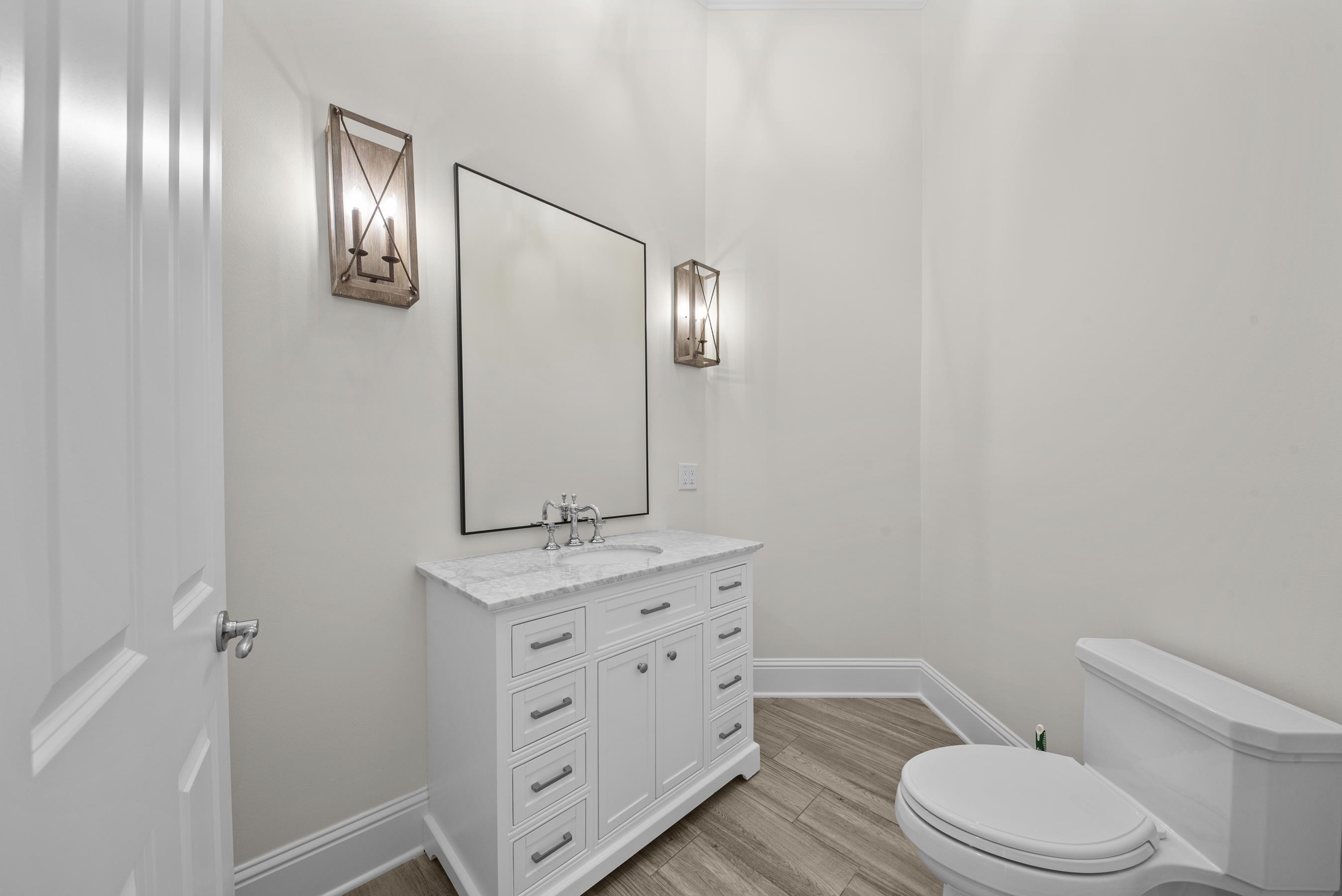 1080 PROSPERITY POINTE