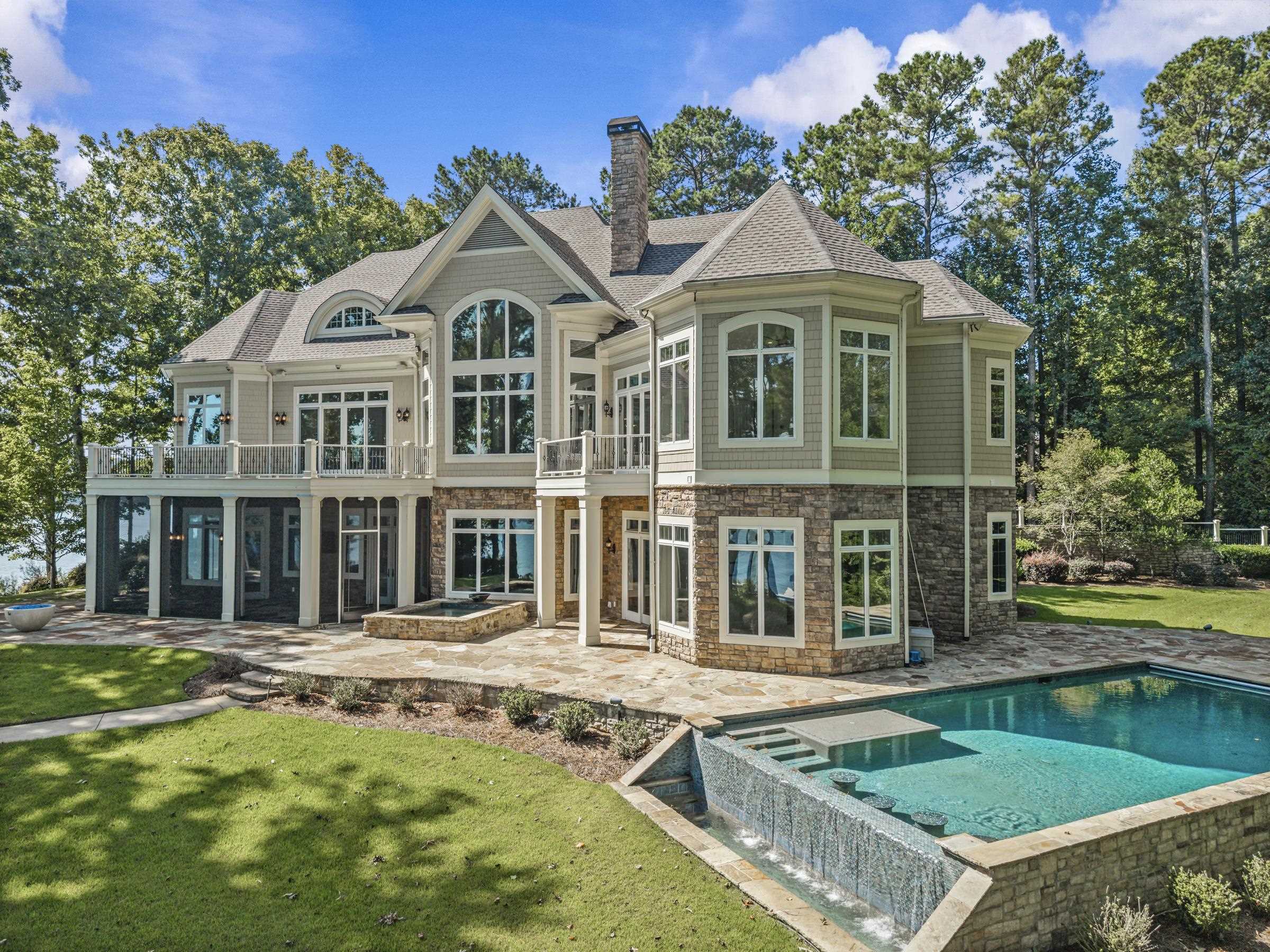 1080 PROSPERITY POINTE