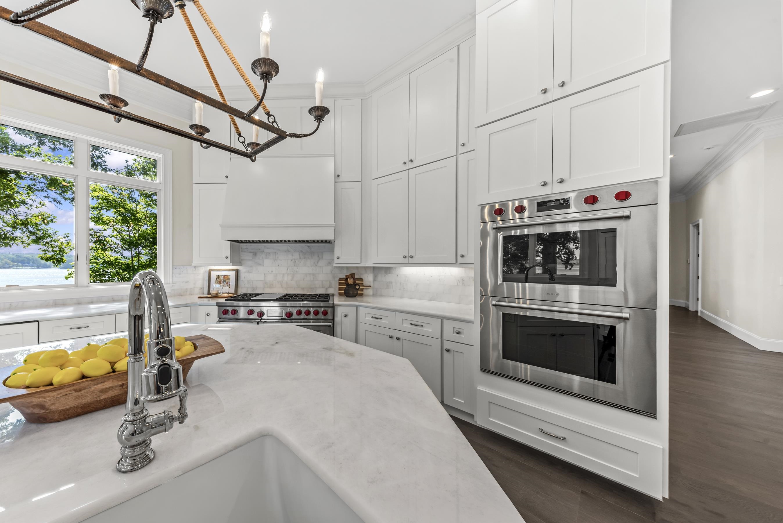 1080 PROSPERITY POINTE