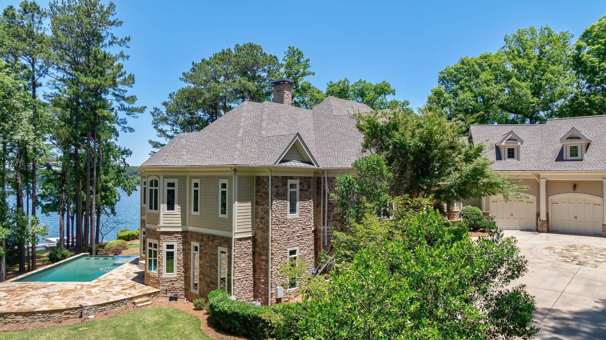 1080 PROSPERITY POINTE