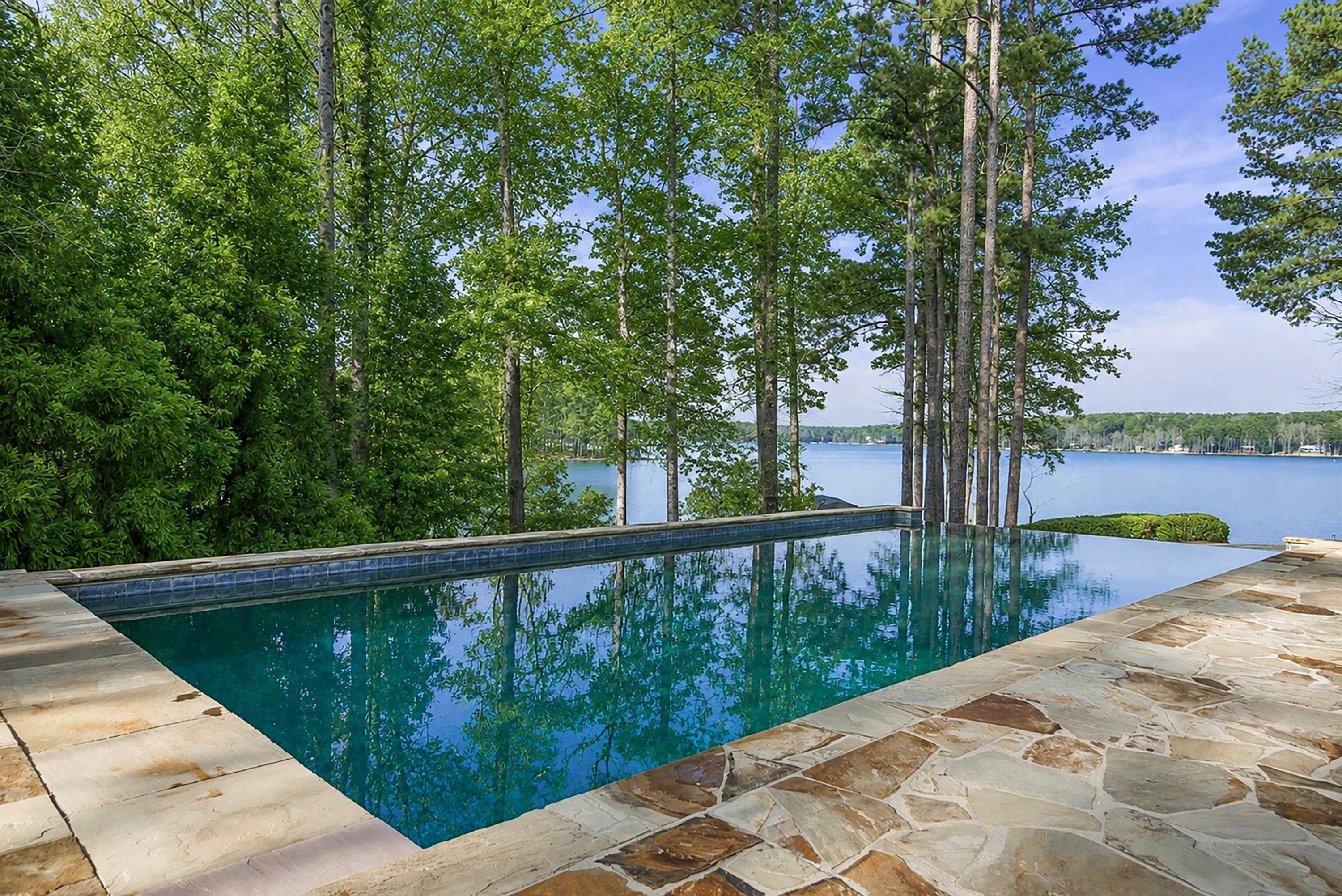 1080 PROSPERITY POINTE