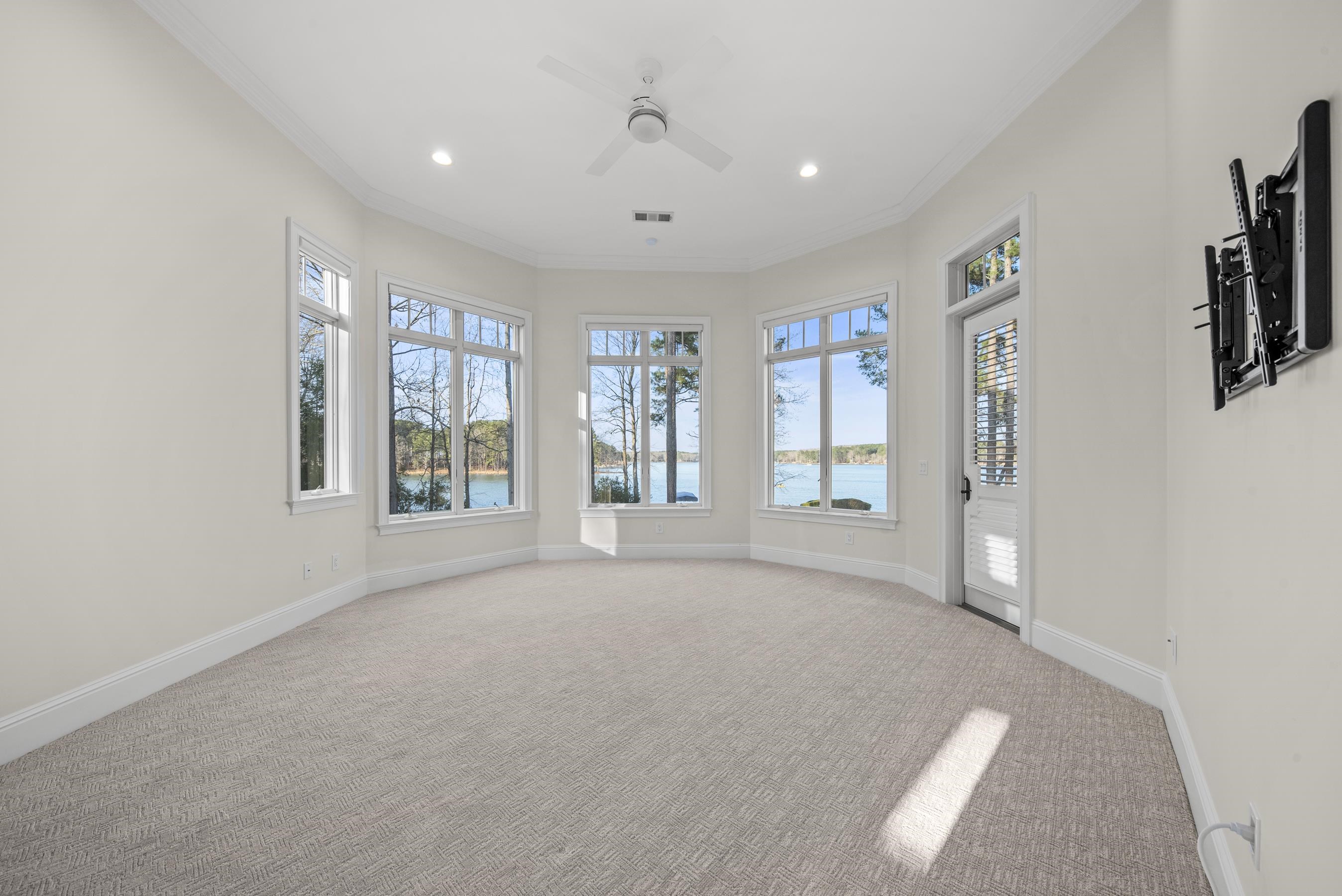 1080 PROSPERITY POINTE