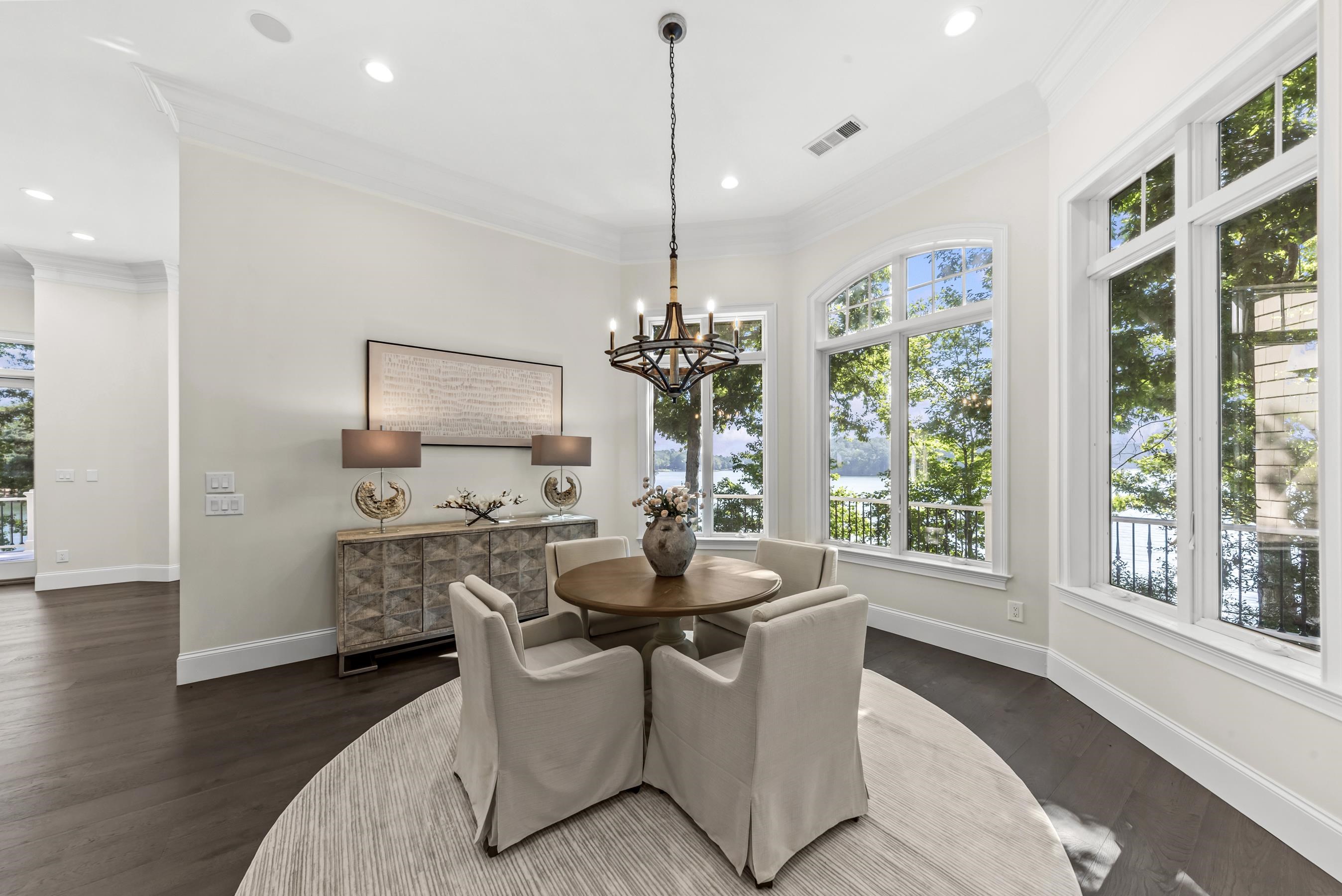 1080 PROSPERITY POINTE
