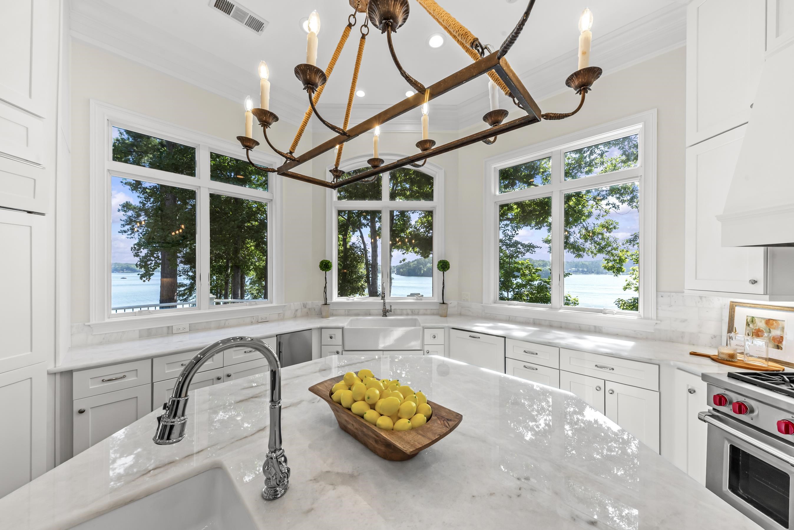 1080 PROSPERITY POINTE