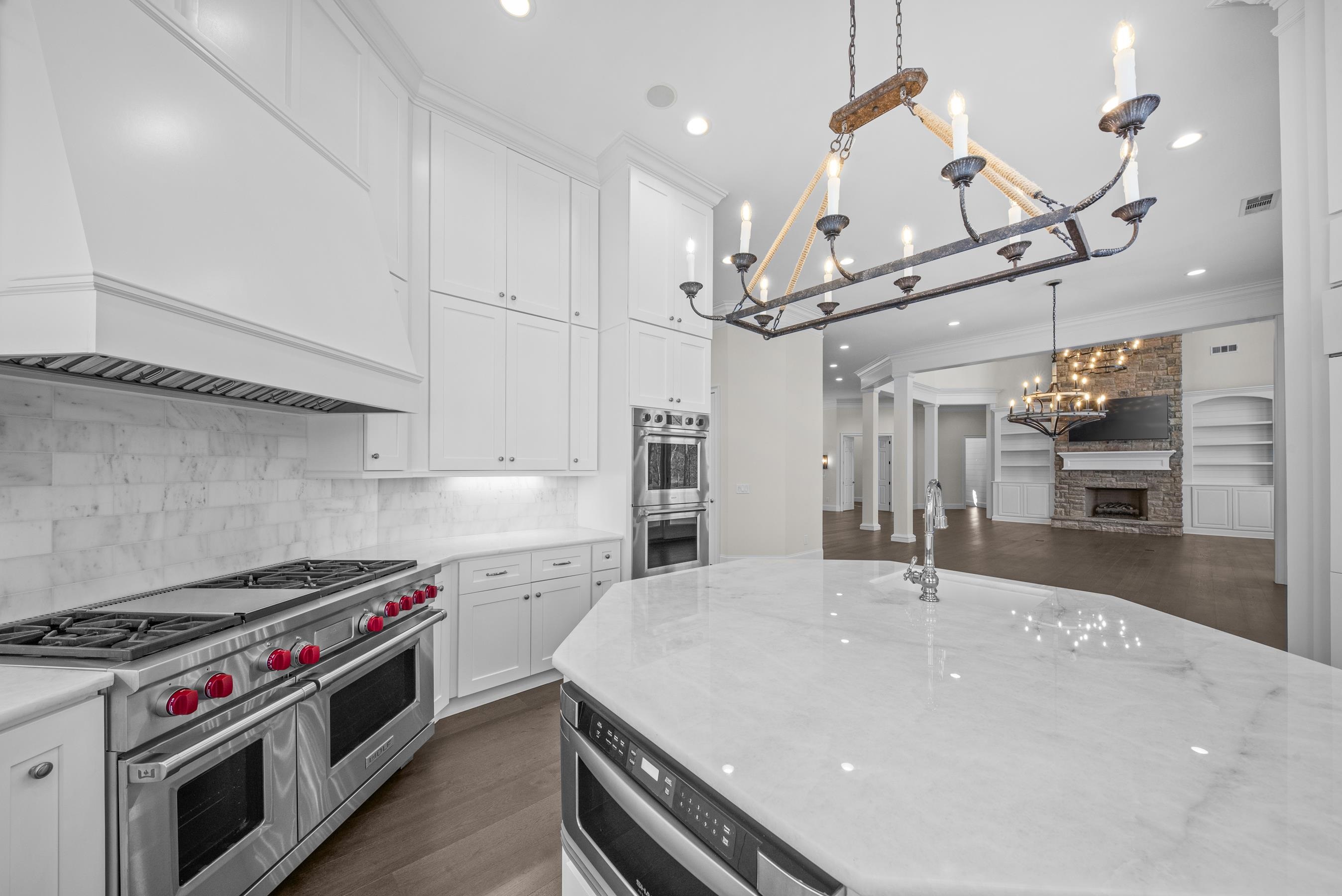 1080 PROSPERITY POINTE