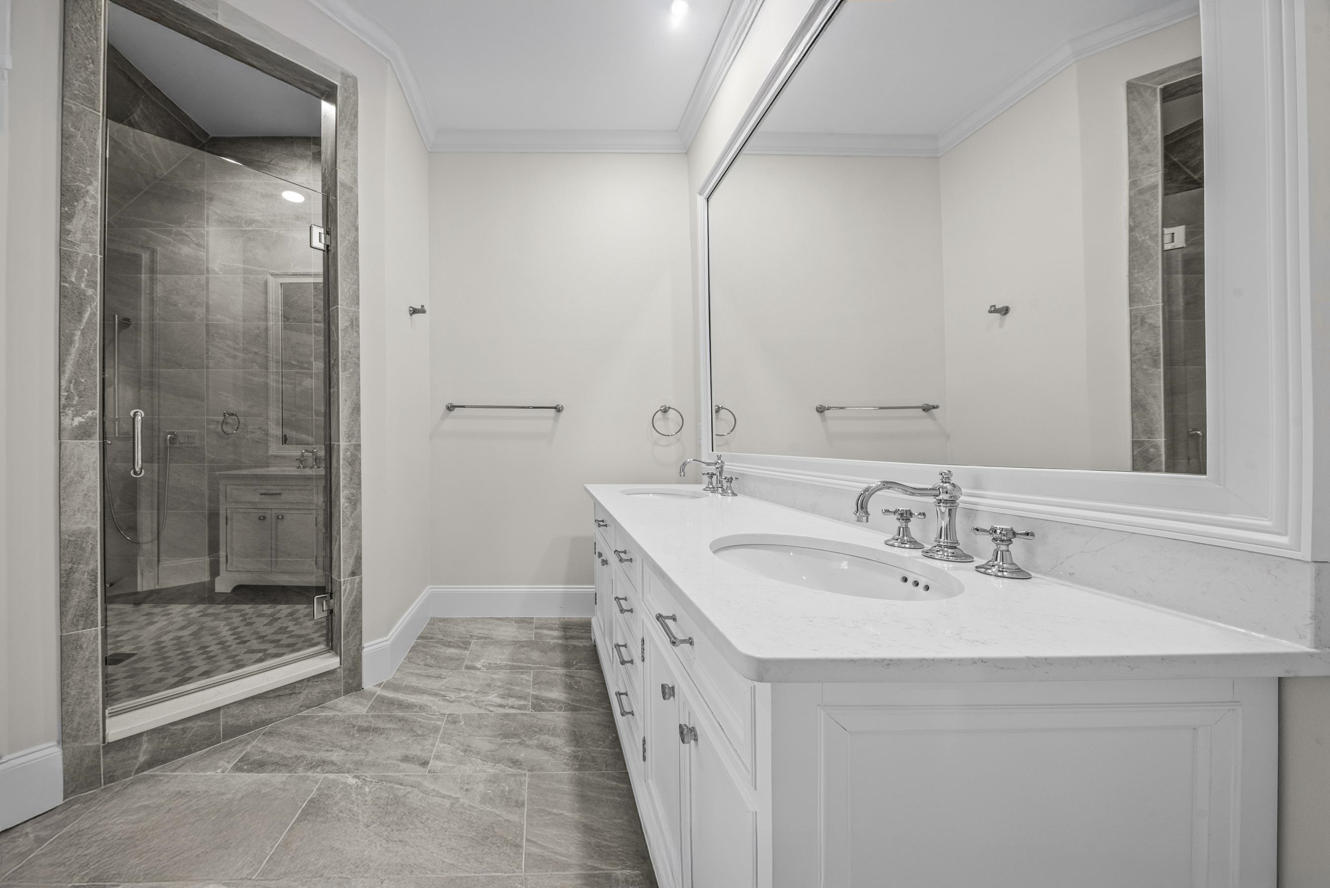 1080 PROSPERITY POINTE