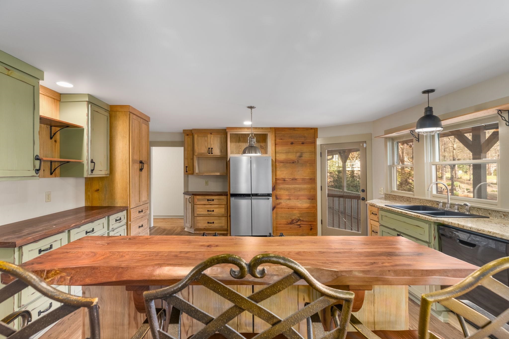 1641 BENNETT SPRINGS DRIVE