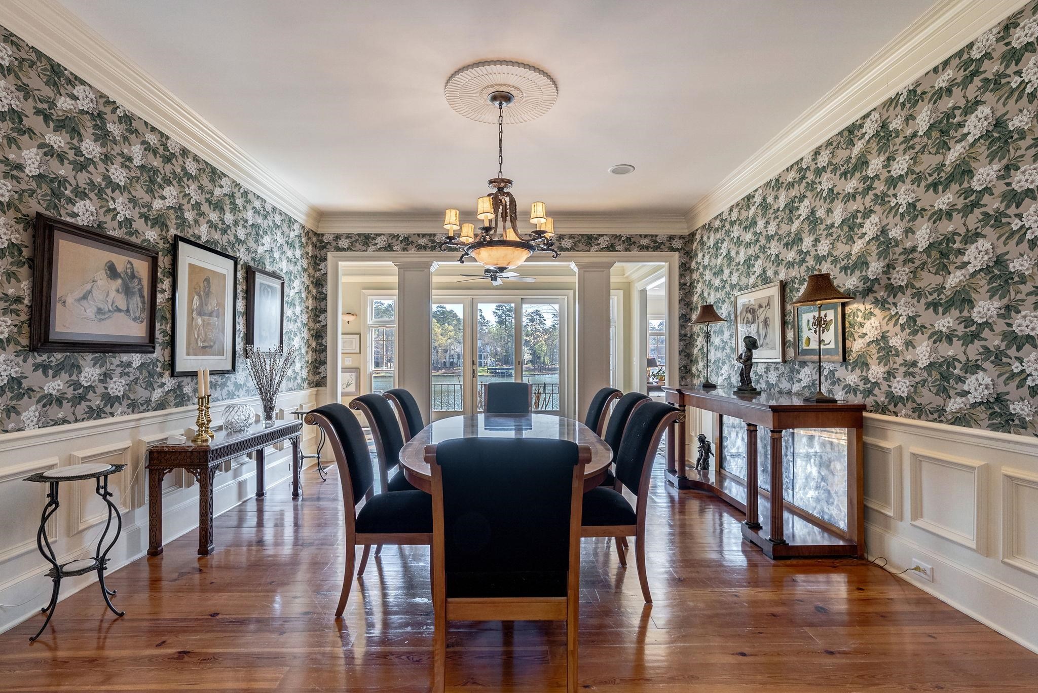 1040 SCOTT LOOP