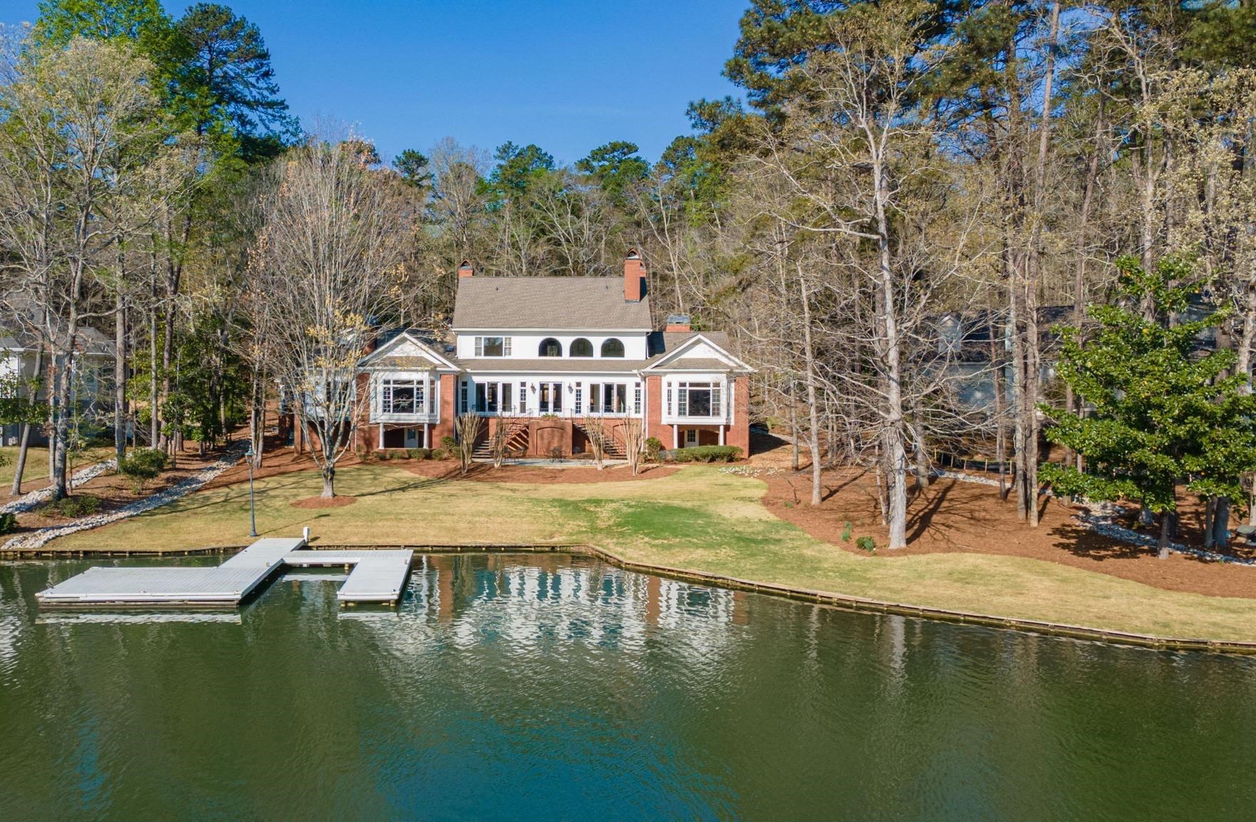 1040 SCOTT LOOP