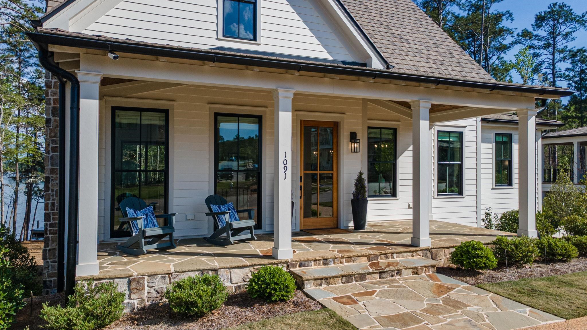 1091 LONGVIEW COMMONS