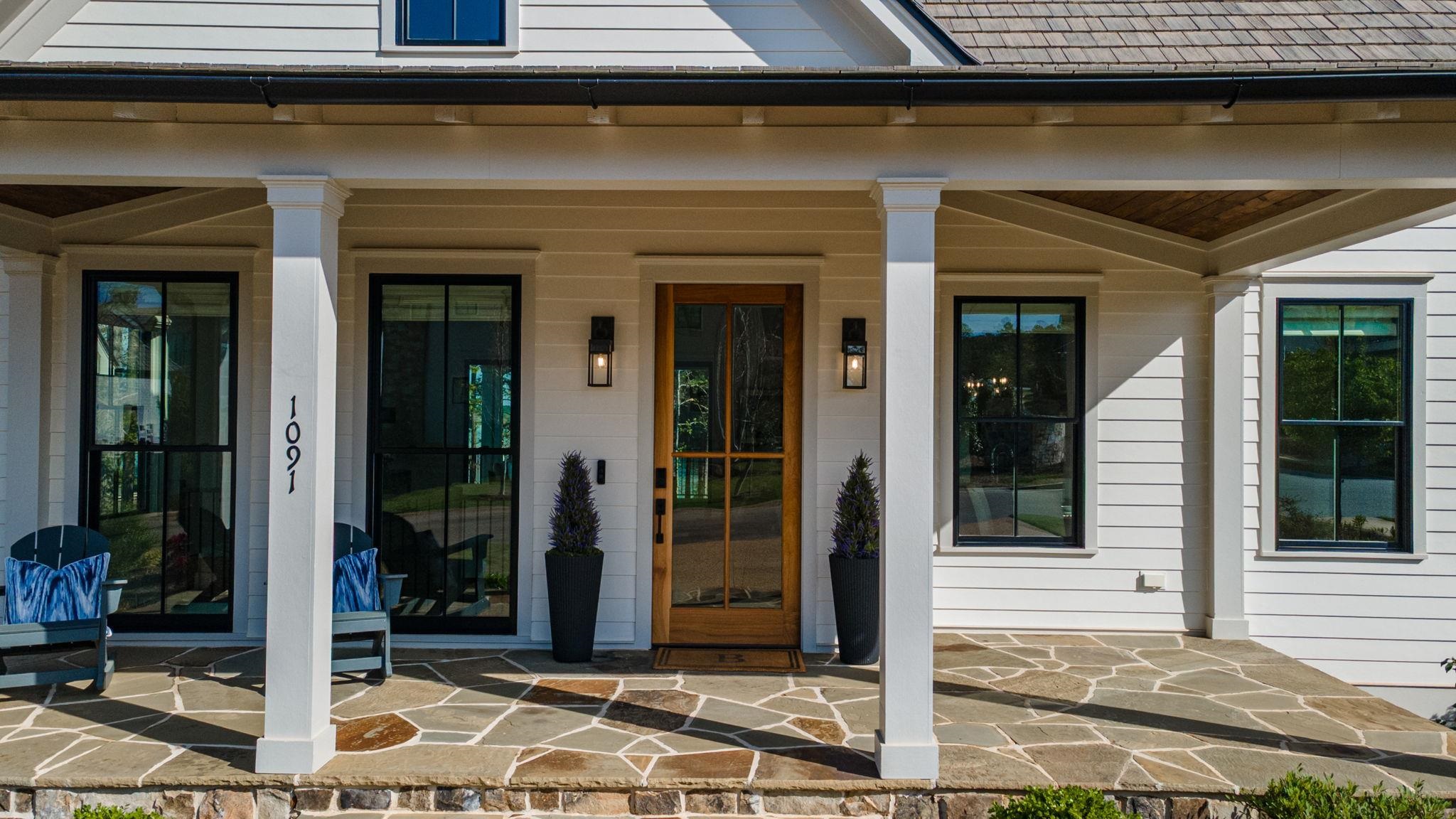 1091 LONGVIEW COMMONS