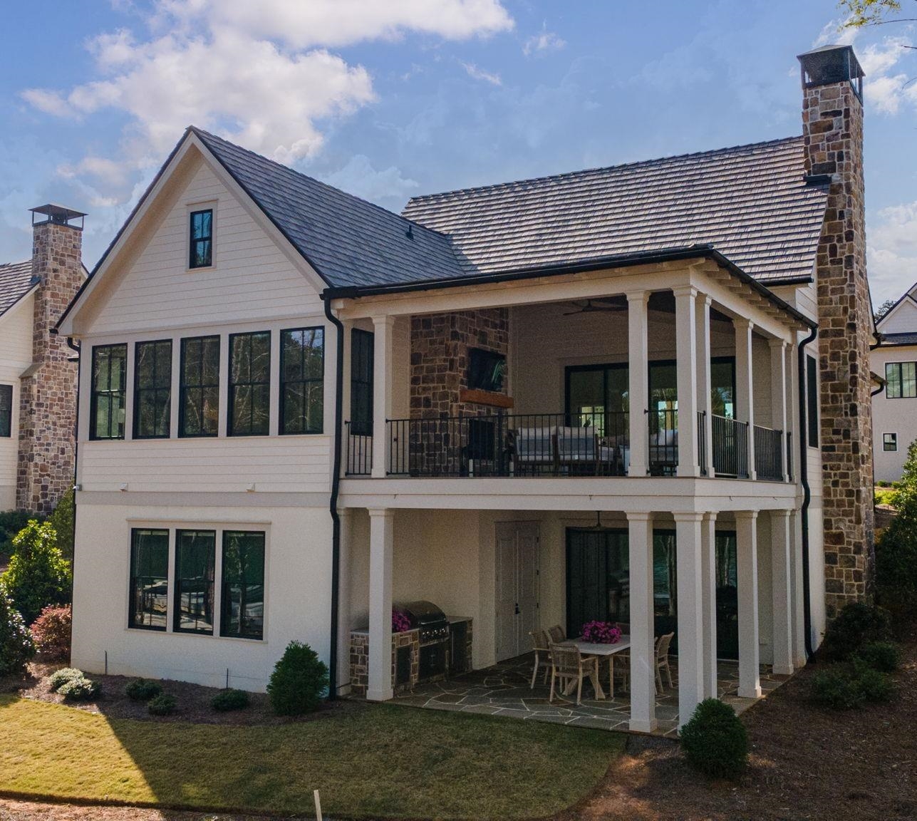 1091 LONGVIEW COMMONS