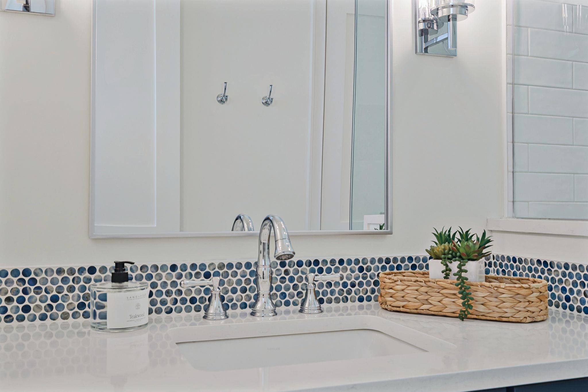 1091 LONGVIEW COMMONS