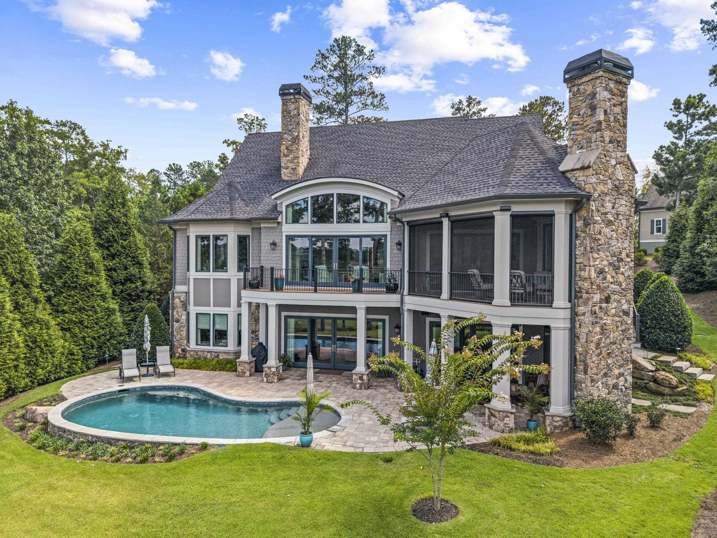 1240 ROSE CREEK