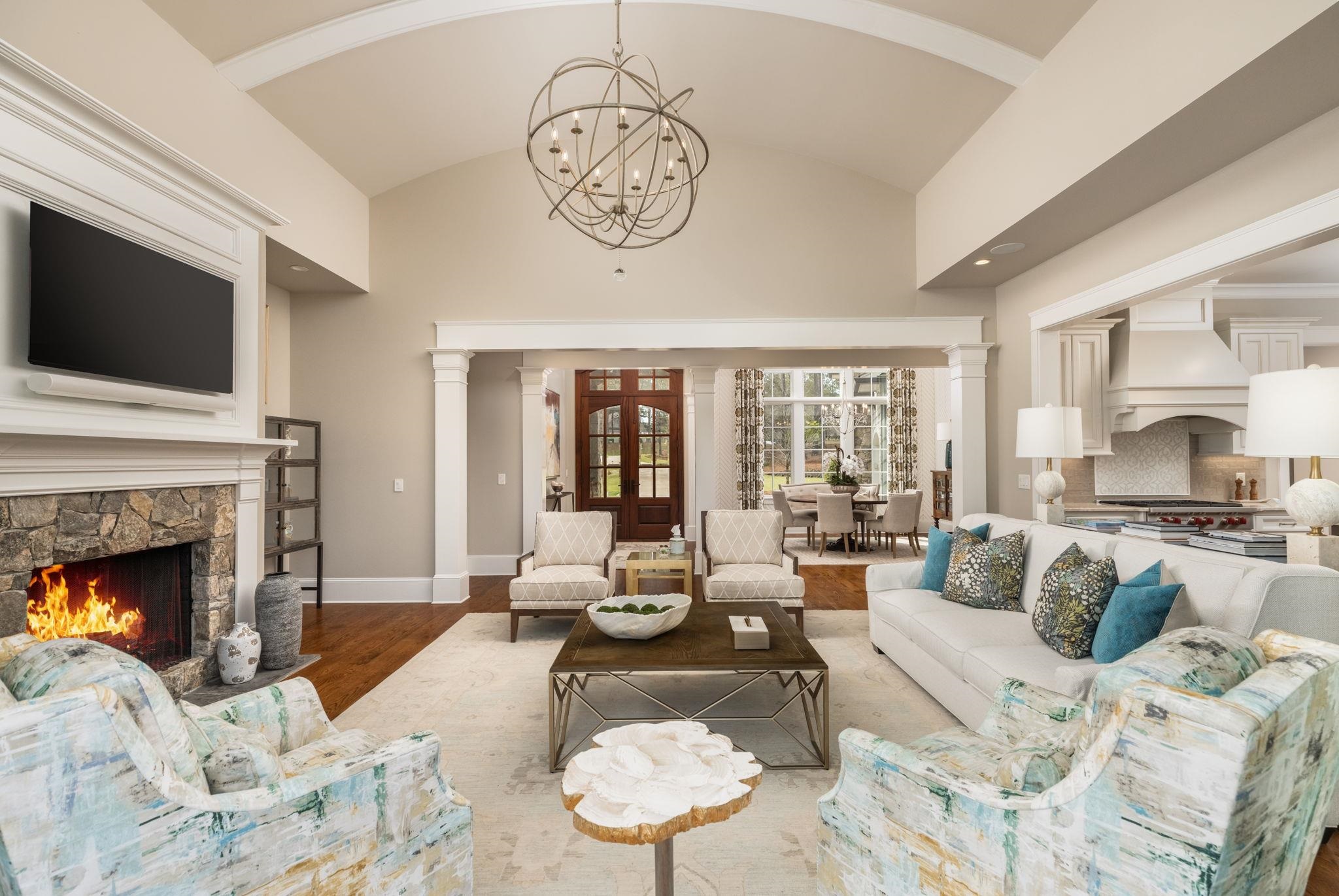 1240 ROSE CREEK