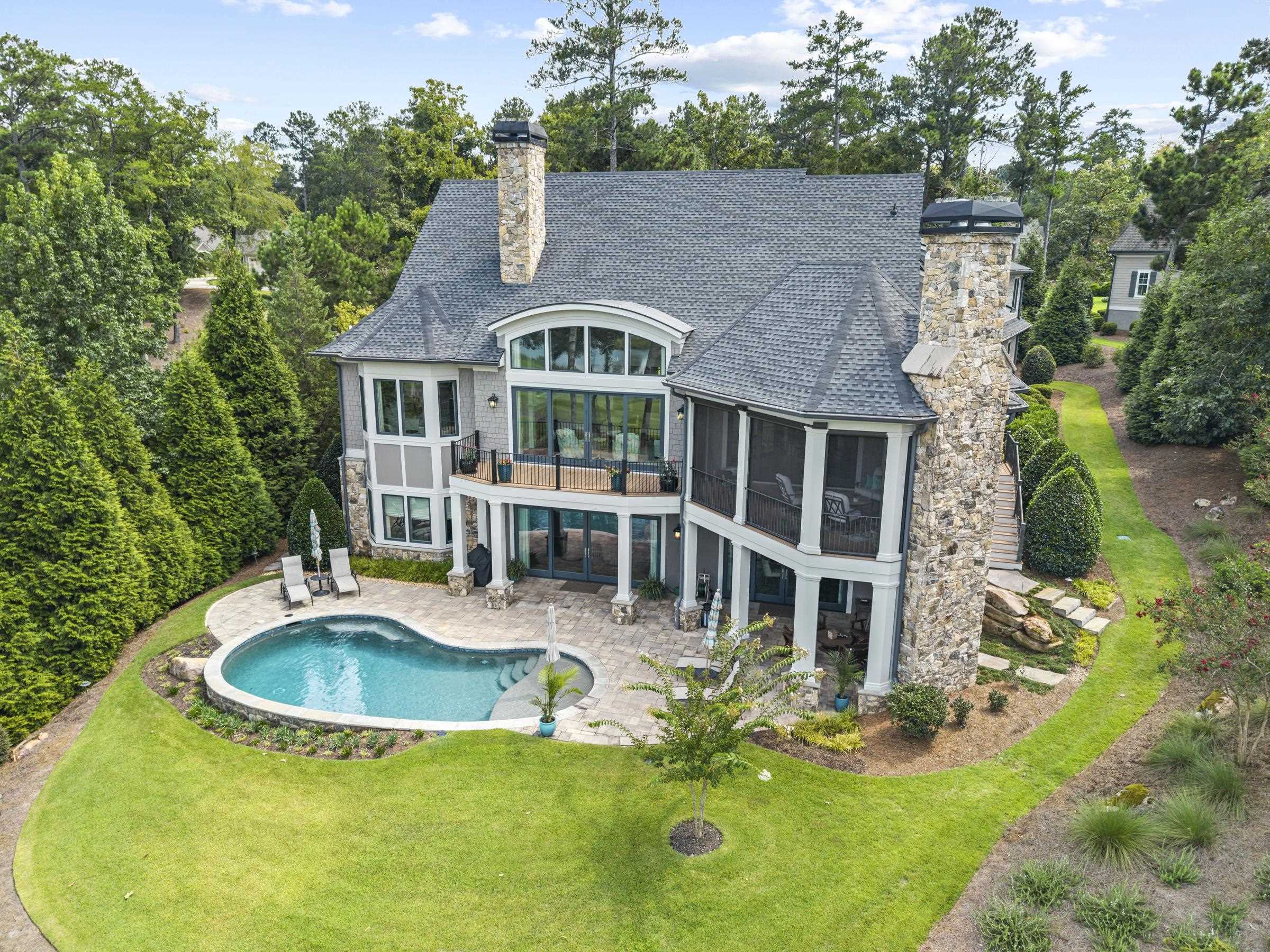 1240 ROSE CREEK