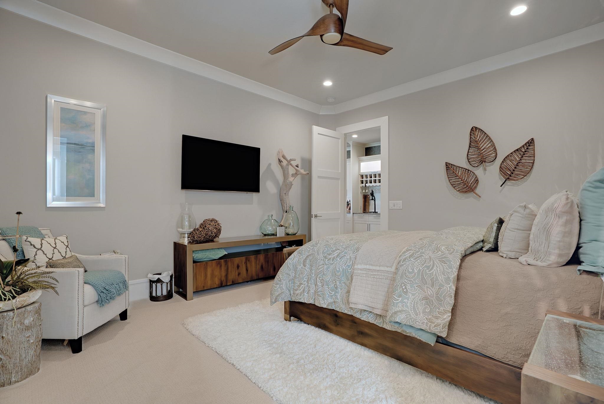 2051 SANDY FORD
