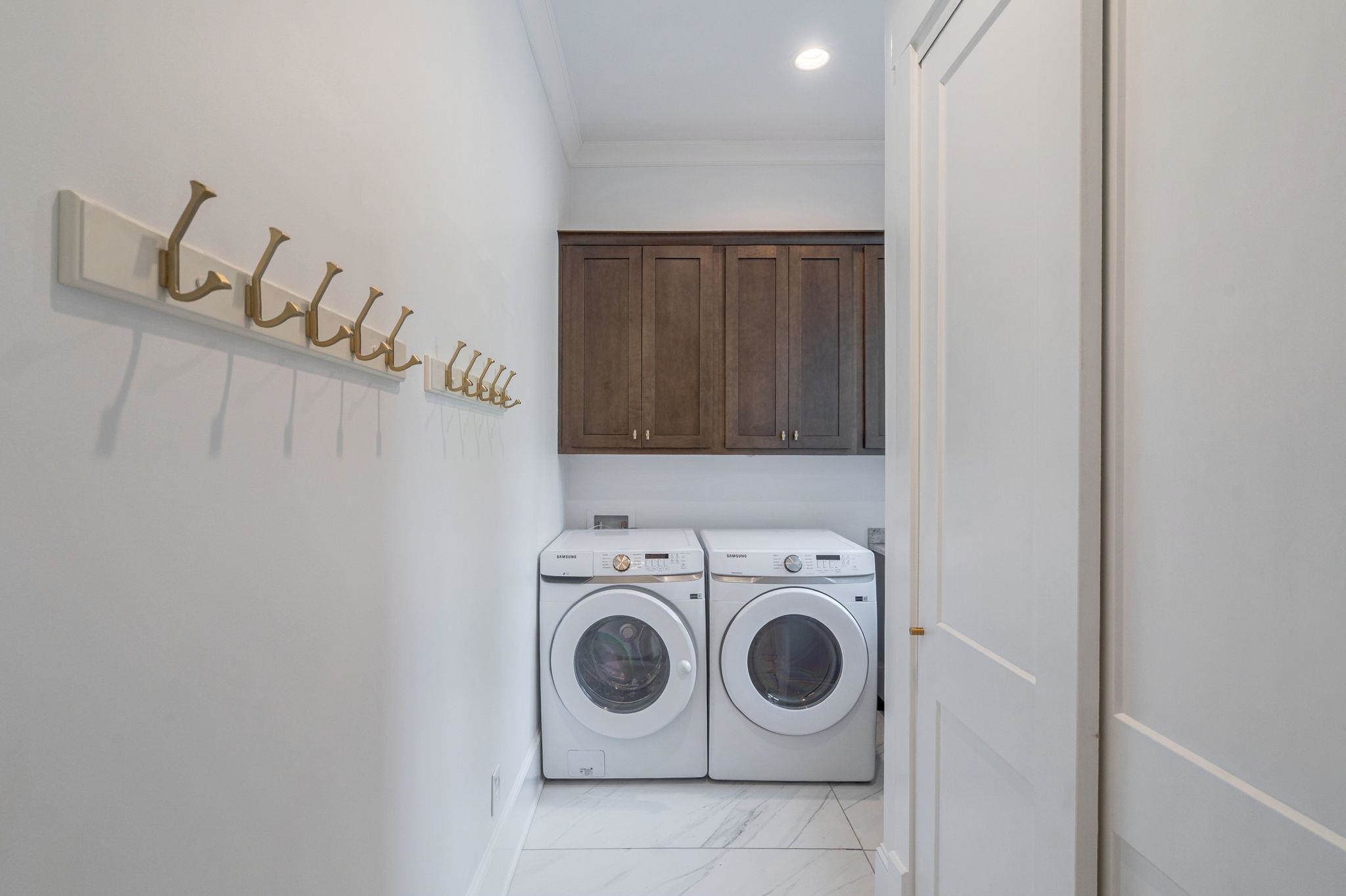 1080 JONES BLUFF COURT