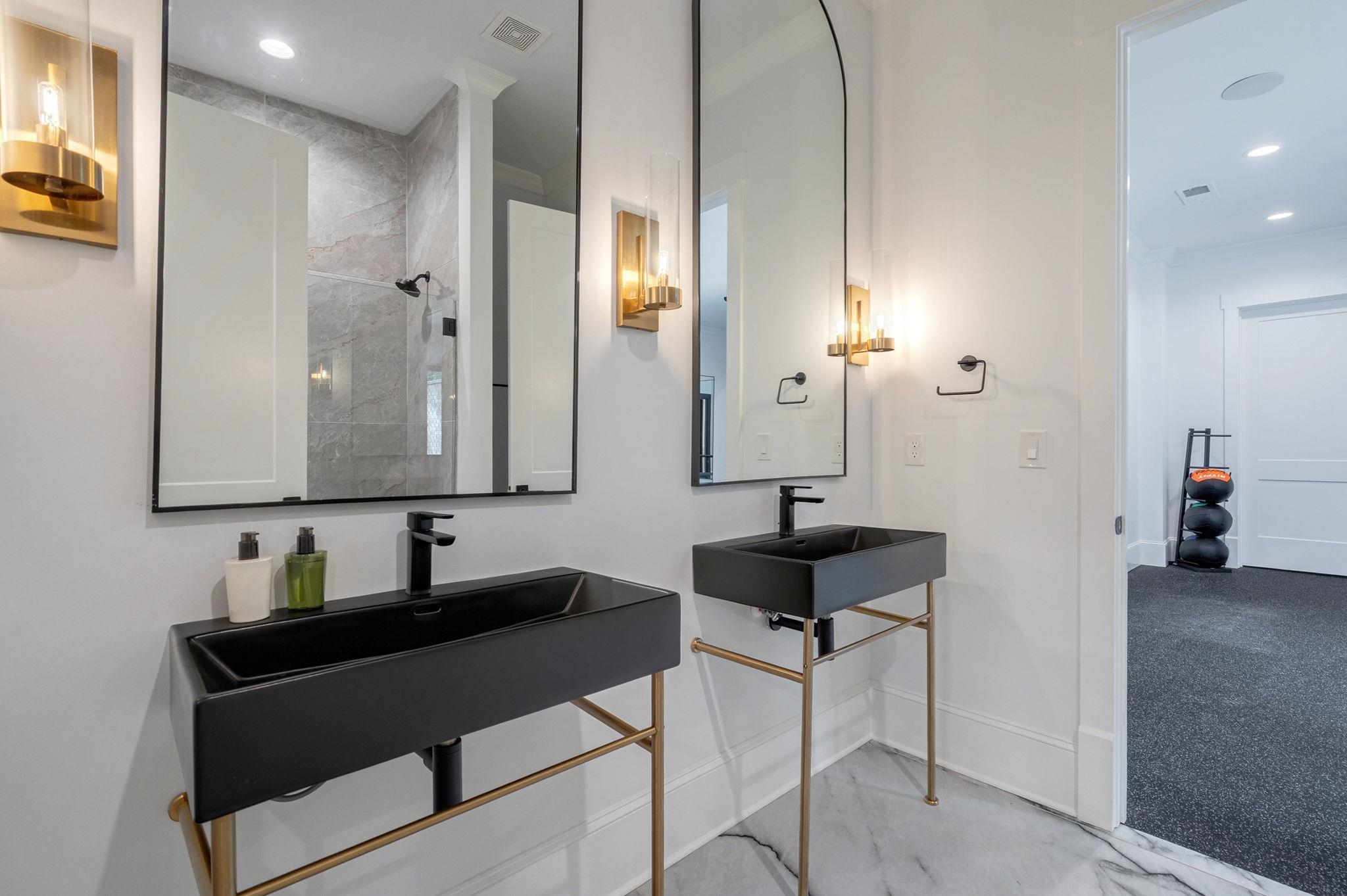 1080 JONES BLUFF COURT