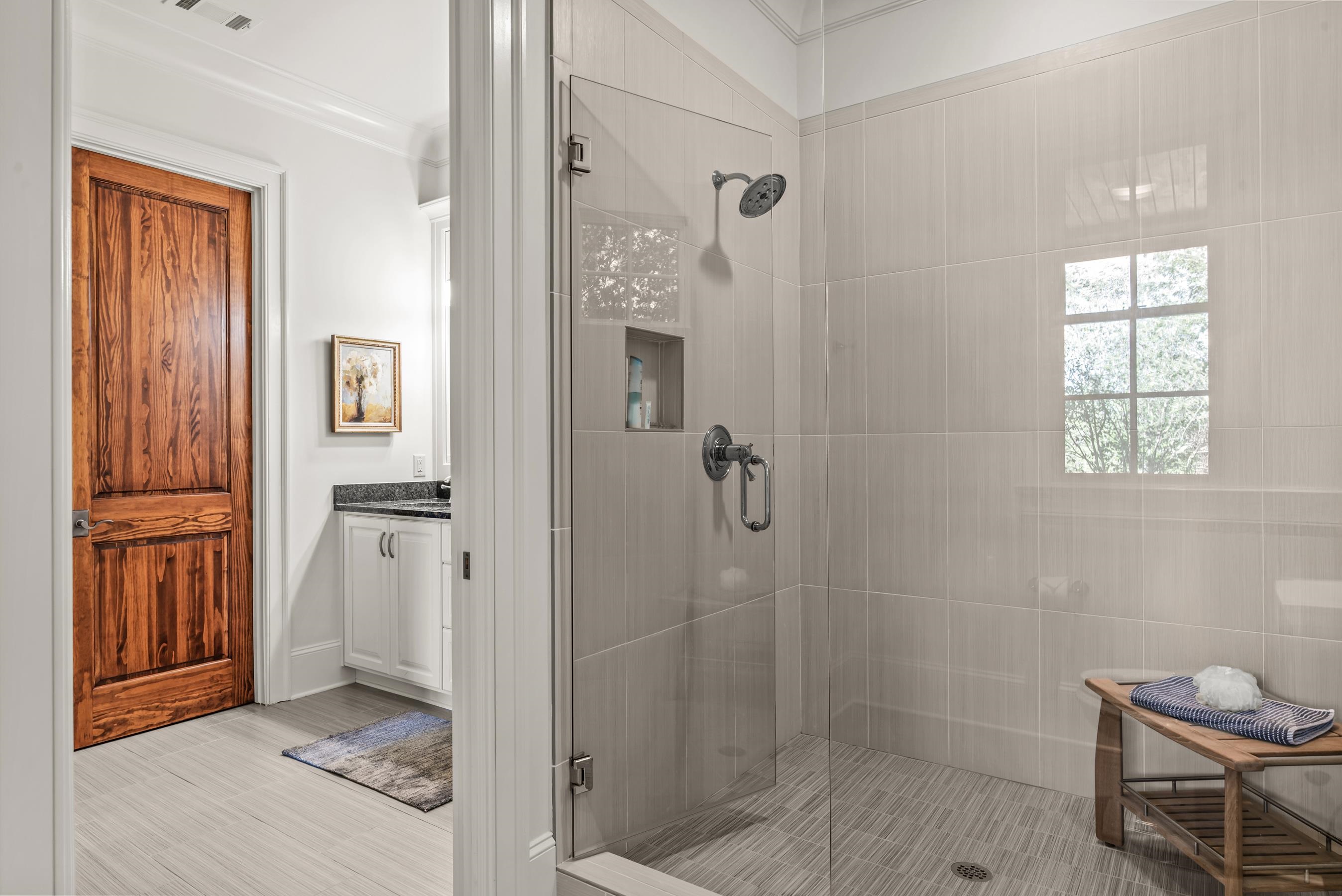 2030 LINGER LONGER DRIVE