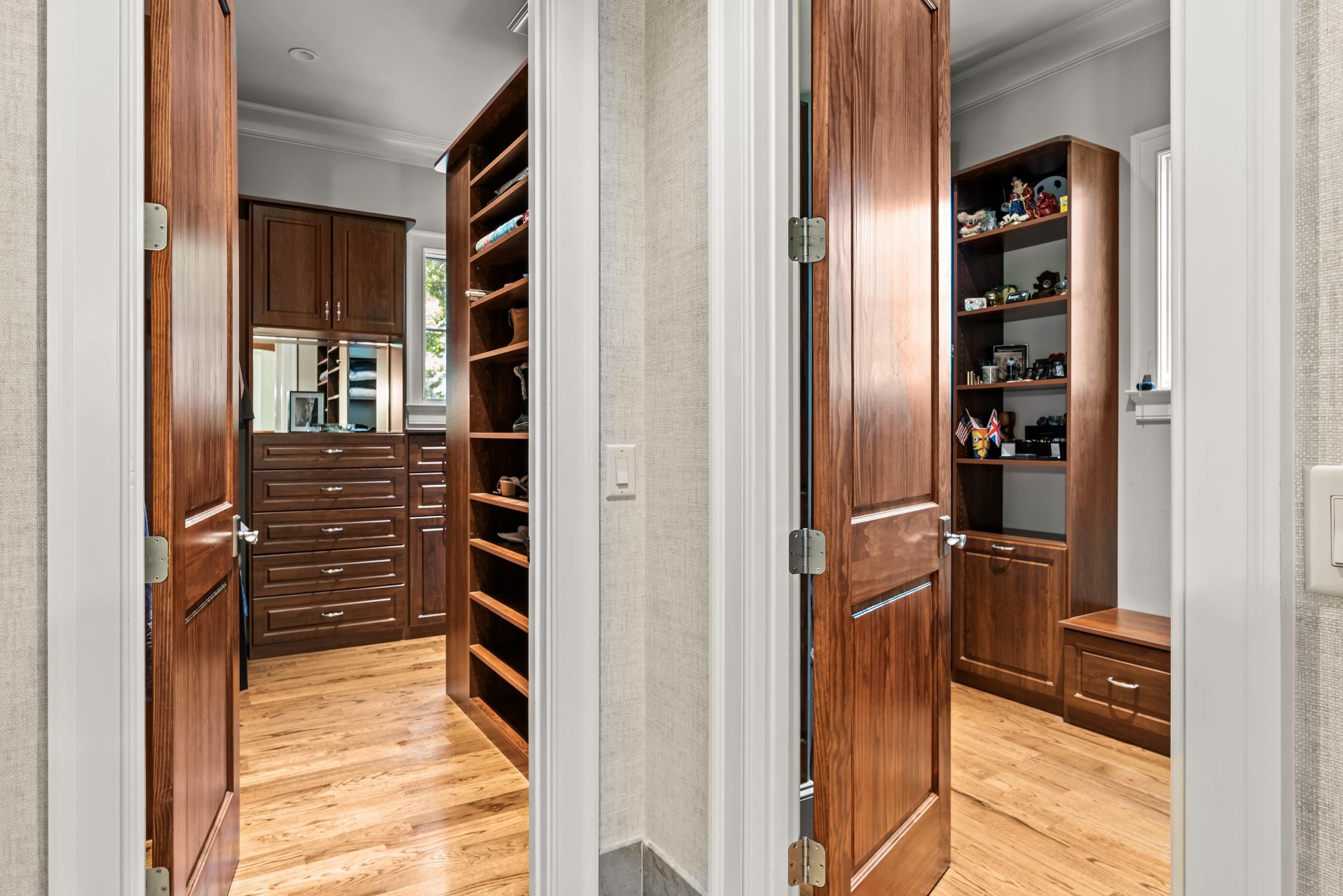 2030 LINGER LONGER DRIVE