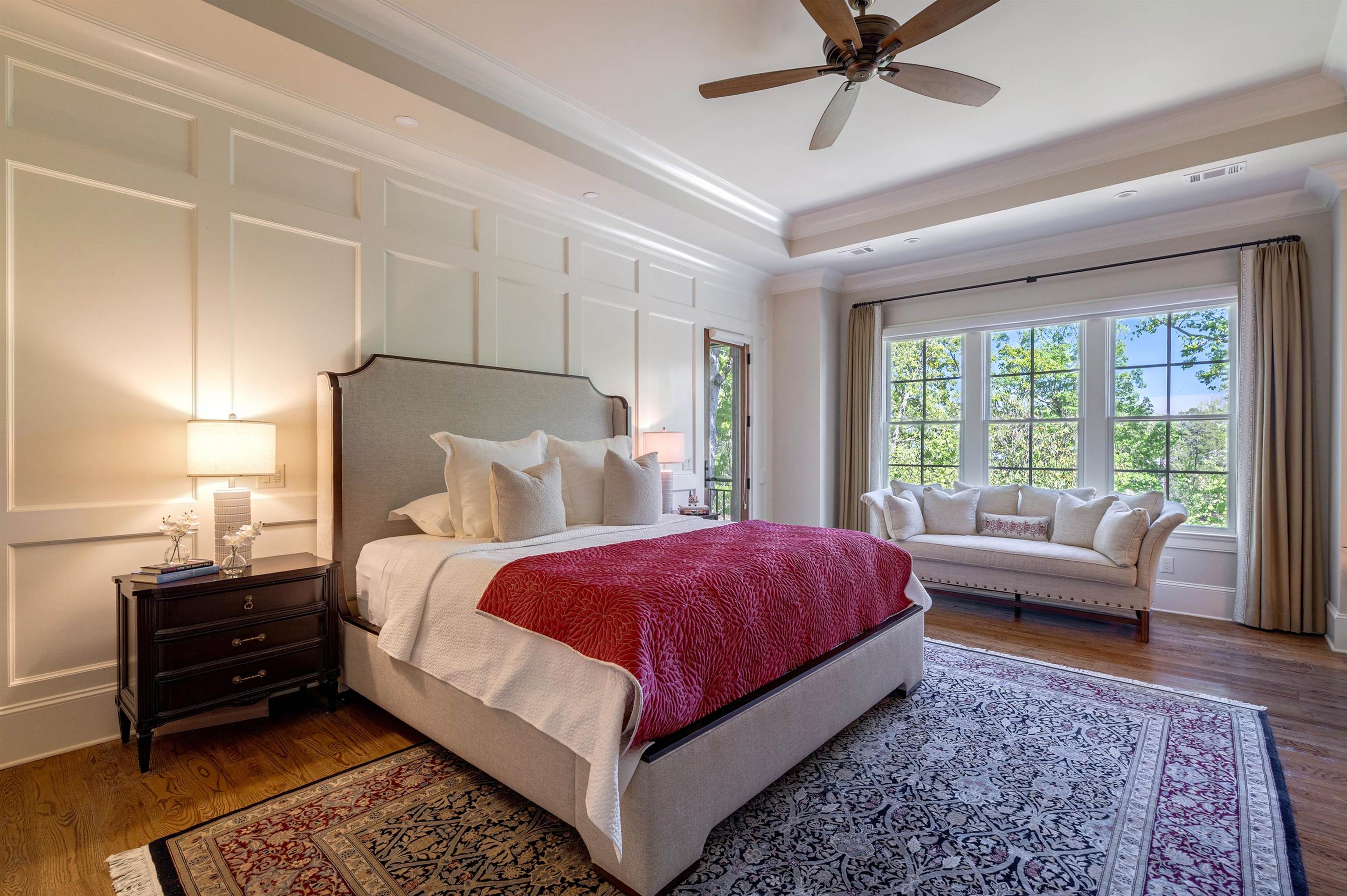 2030 LINGER LONGER DRIVE